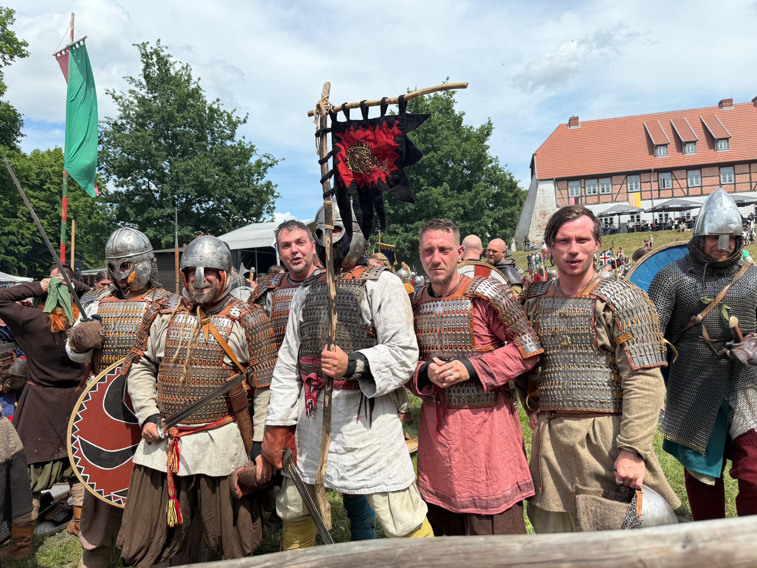 Фестиваль «Нойштадт» 2024 — клуб Нортман, реконструкция викингов в Германии. КРиС «Нортман»