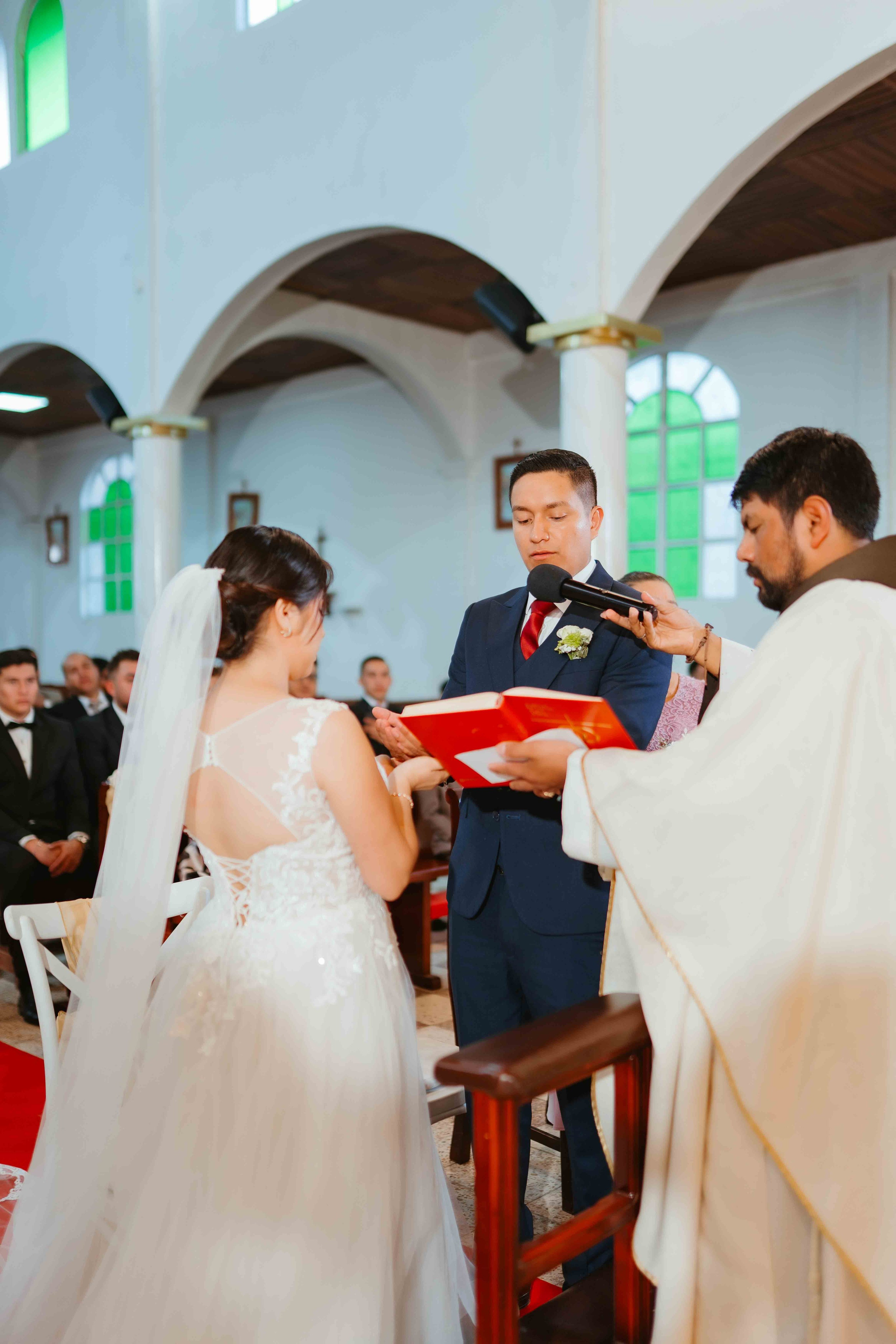 Jennifer y Vladimir. Fotógrafo de bodas en Loja Ecuador | Piero Alvarez PH