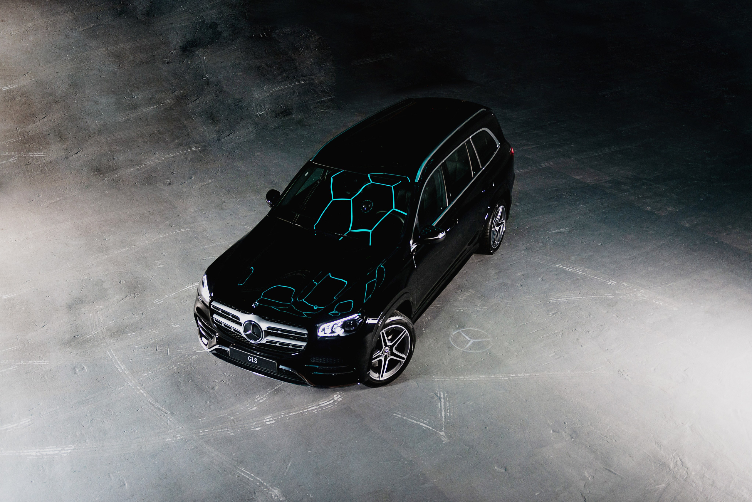 Автомобильная фотосъемка Mercedes GLS в студии. FOTÓGRAFO MÉXICO QUINTANA ROO