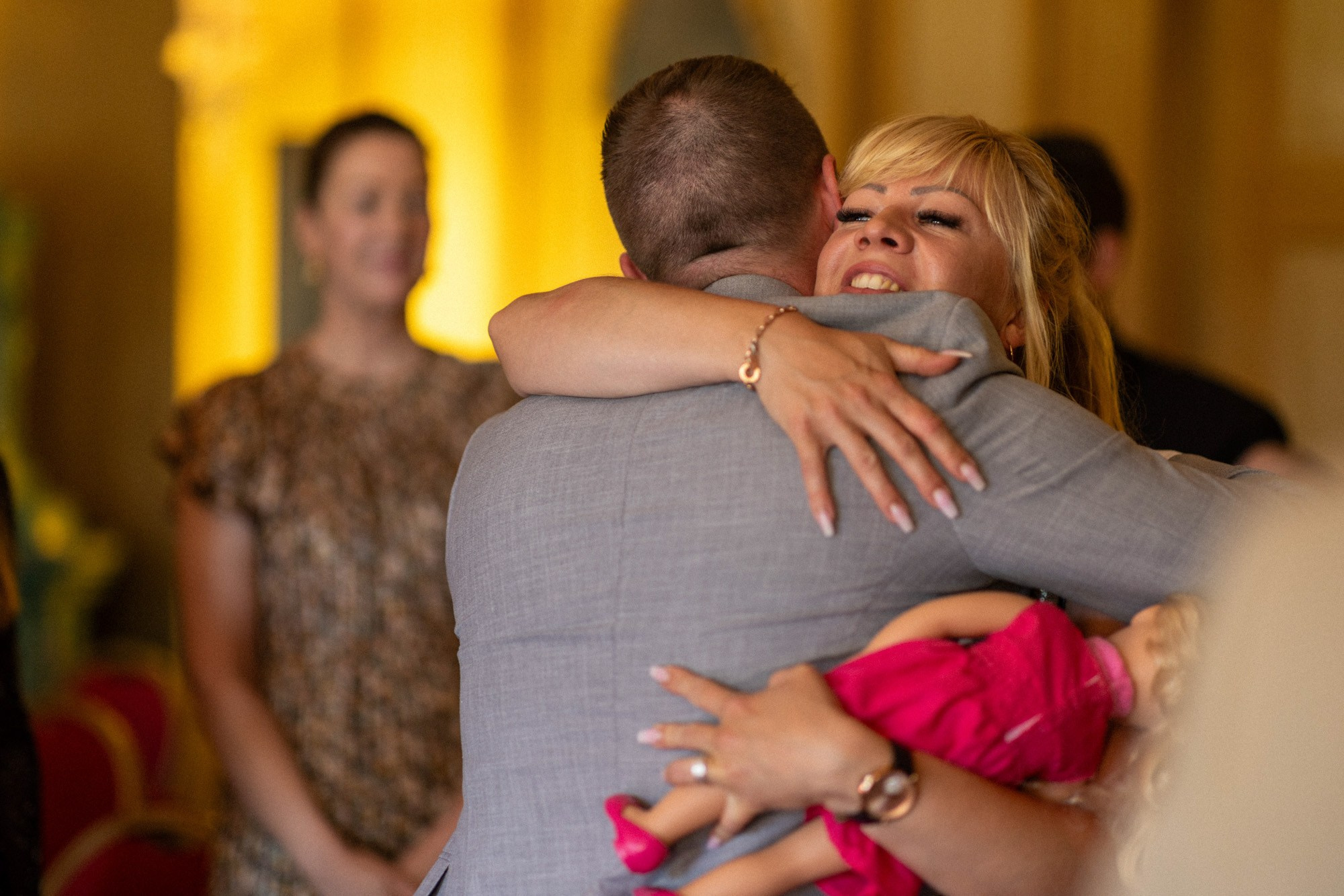 Hochzeitsfotografie von Sara und Marco im Schloss Arensburg. Hochzeitsfotograf und Hochzeitsvideograf aus Hamburg | Roka21Film
