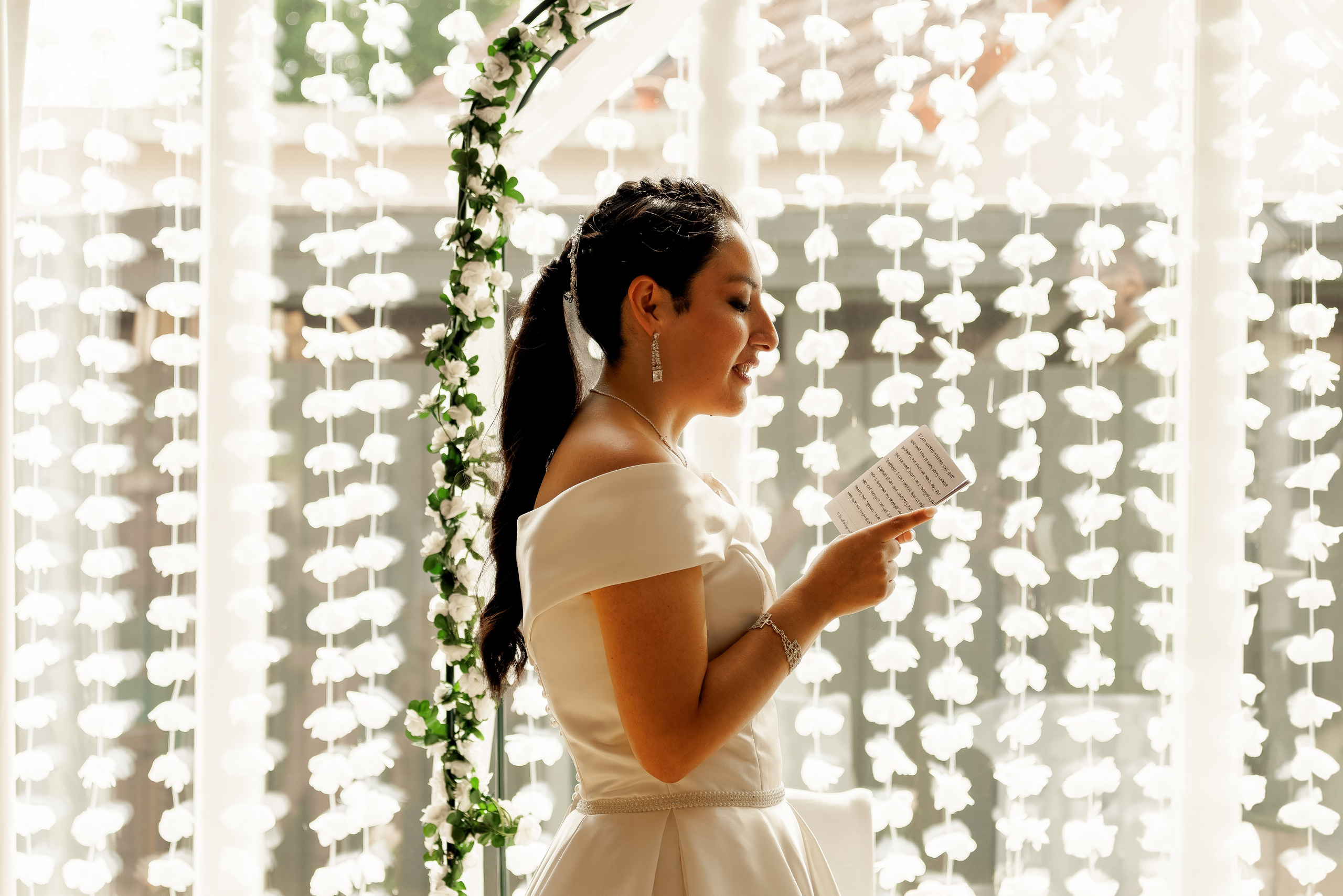 Hochzeitsfotografie im Schloss Ahrensburg | Zeitlose Eleganz in Schleswig-Holsteins Gärten. Hochzeitsfotograf und Hochzeitsvideograf aus Hamburg | Roka21Film