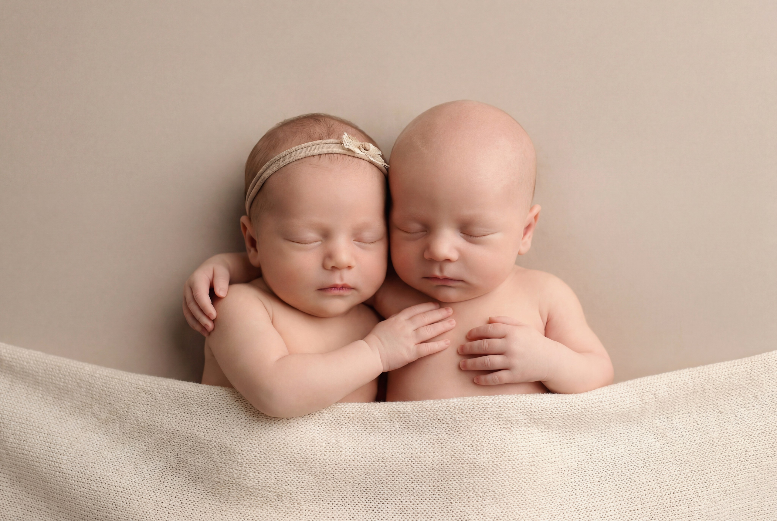 Neonati. Fotografia di famiglia e ritratti di: gravidanza, neonati, bambini, famiglia. Forli