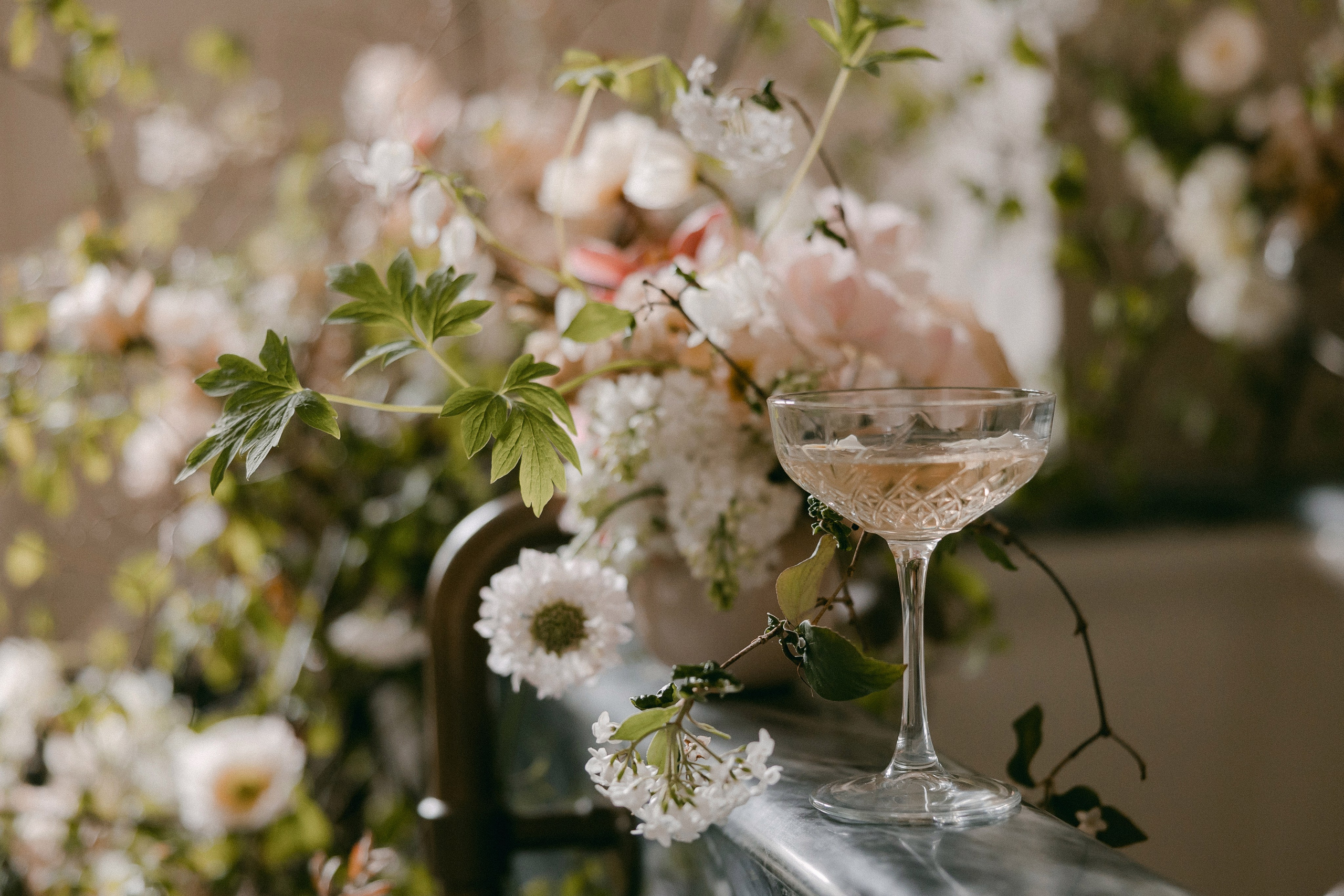 Bridal getting ready. Wedding and Family Photographer Switzerland and Italy. Valeria Diaz