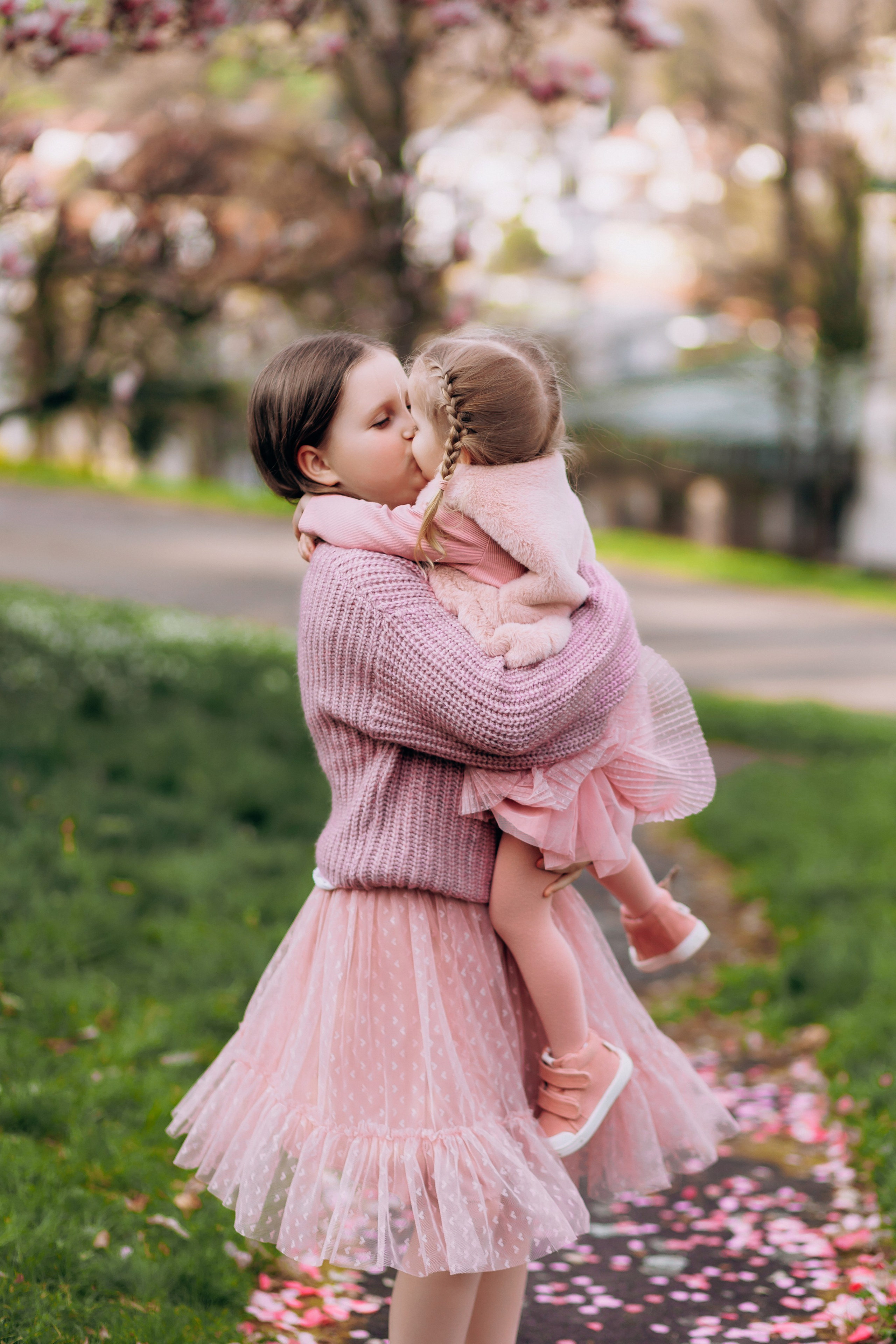 Tatiana, Alisa, Daria. Wedding and Family Photograph