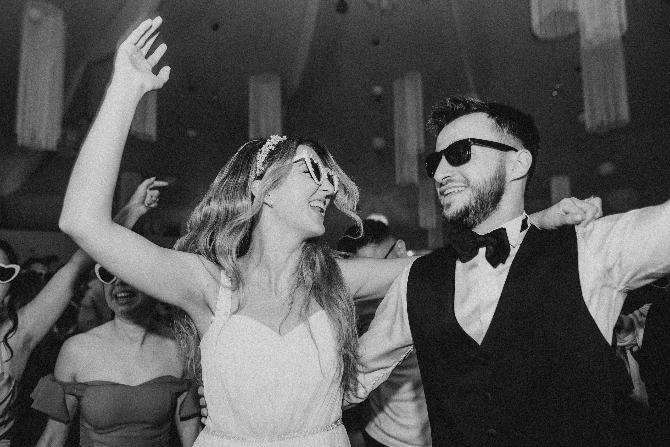 Madalina + Cosmin | Wedding day. Proud Vision Weddings | Wedding Photography & Film — Servicii profesionale Foto Video Nunta Iasi