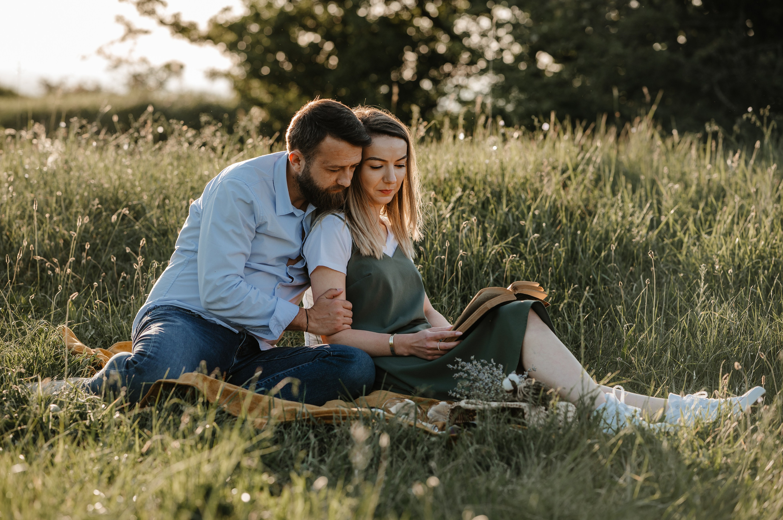 Save the date , sedinta foto la picnic, sedinta foto in natura. Proud Vision Weddings | Wedding Photography & Film — Servicii profesionale Foto Video Nunta Iasi