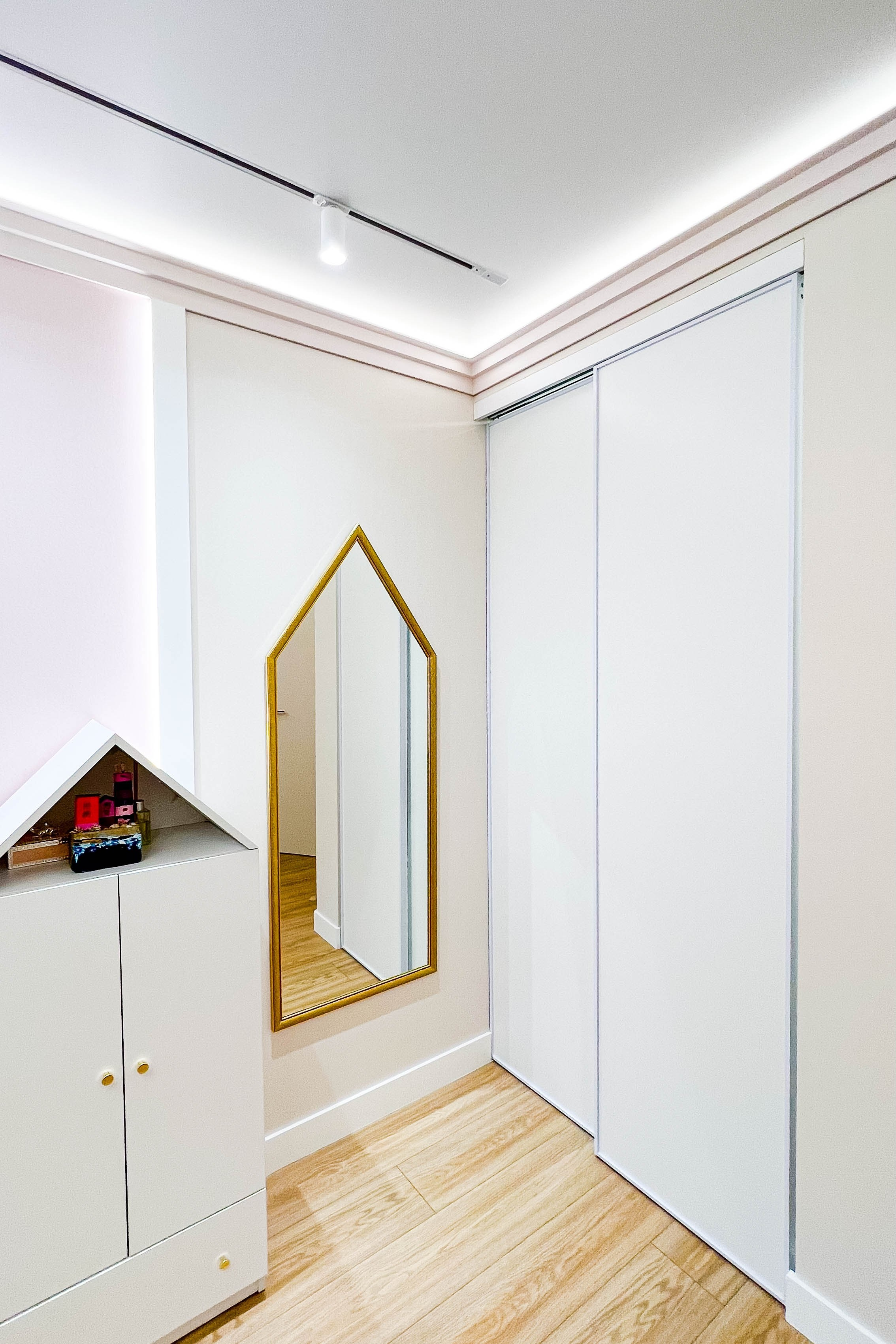 The apartment is in a modern style. Fotograf Dmitrii Donets