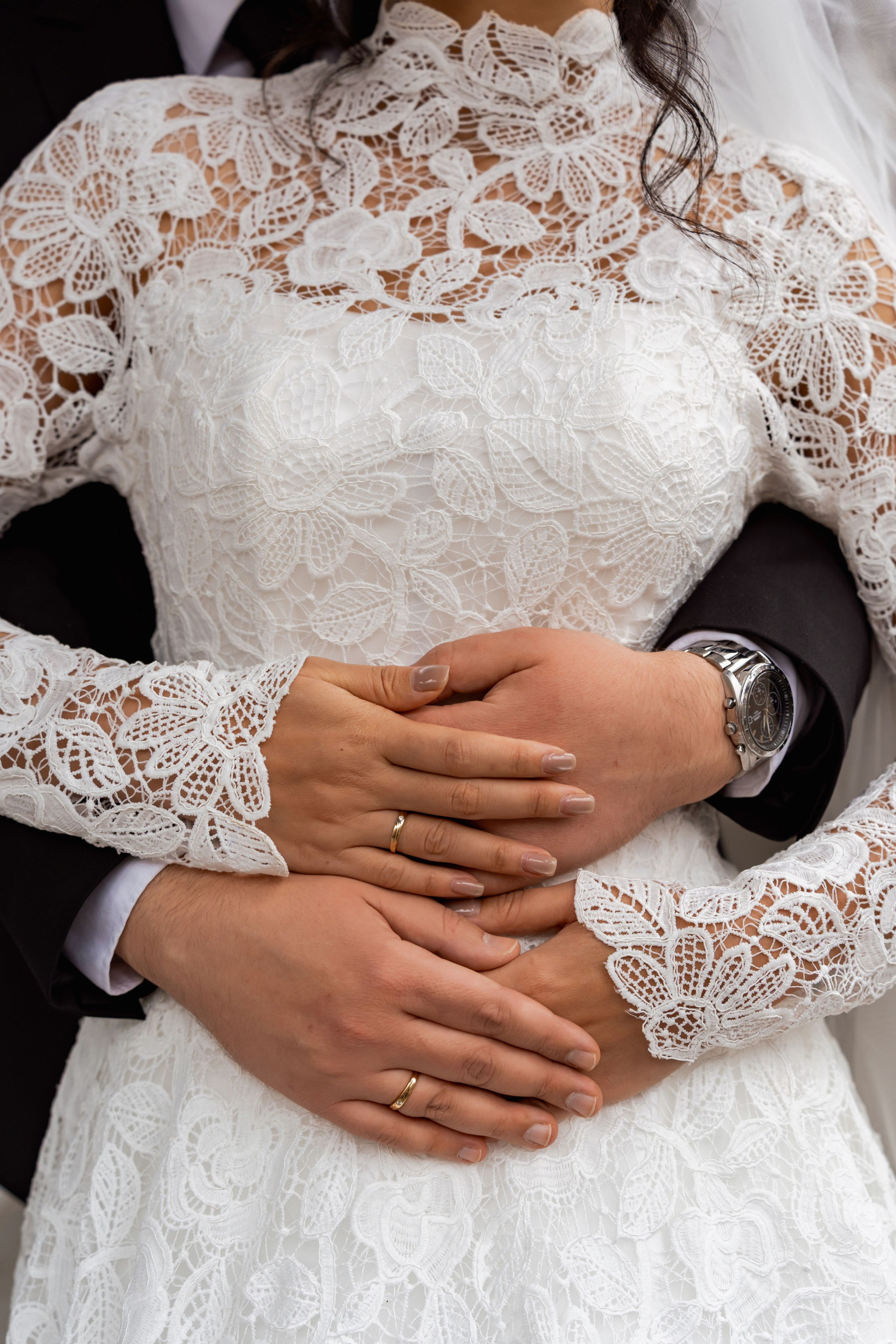 A wedding couple from Turkey and the Philippines in Tbilisi. Destination Wedding Photographers in Georgia, Armenia. Maks Kovalenko and Lara Tatosyan. Wedding videographer