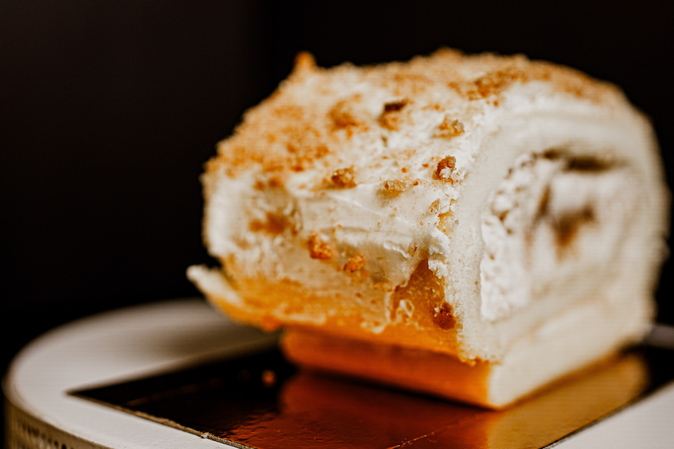 Torturi și alte dulciuri. Fotograf. Lucrez cu oameni, produse și spații. Portret și fotografie creativă. Bacău, România. Lidia Savinoiu