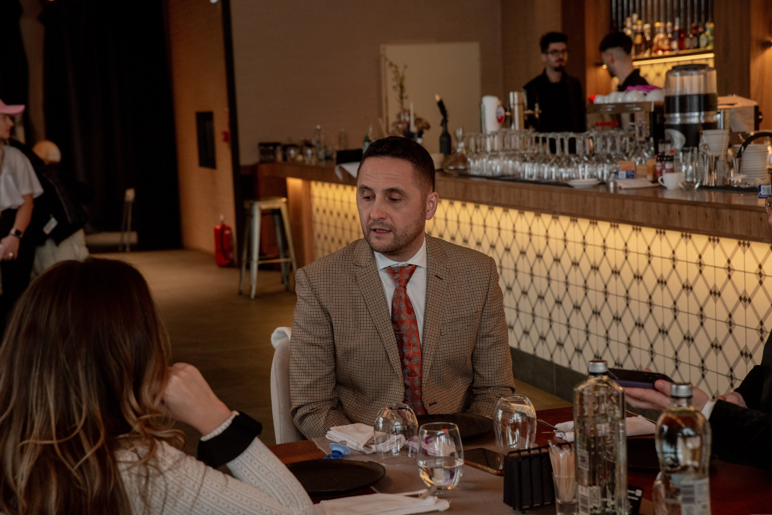 Ana Ionascu. Neagoe Studio — Fotograf Nuntă & Evenimente