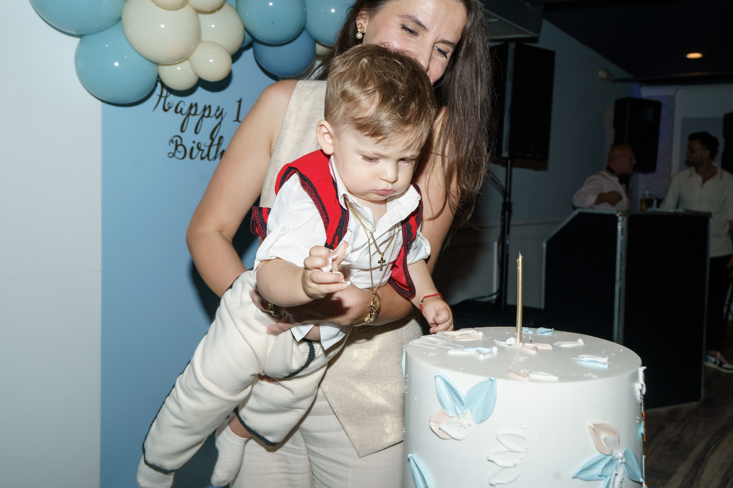 Baby shower. New York + travel photographer