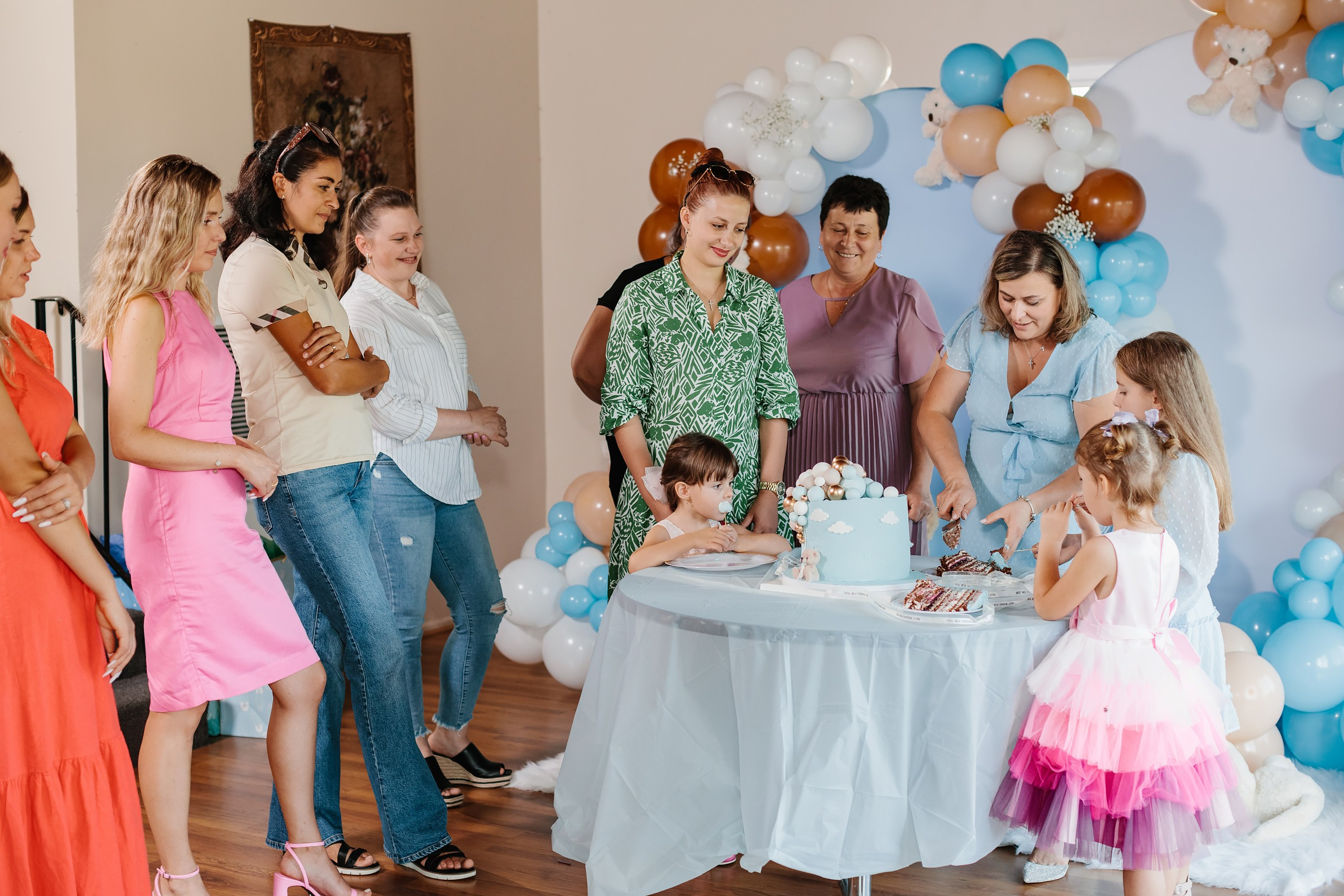 10.01.2022 Baby shower. Wedding family event photographer in Chicago Nick Yushevich