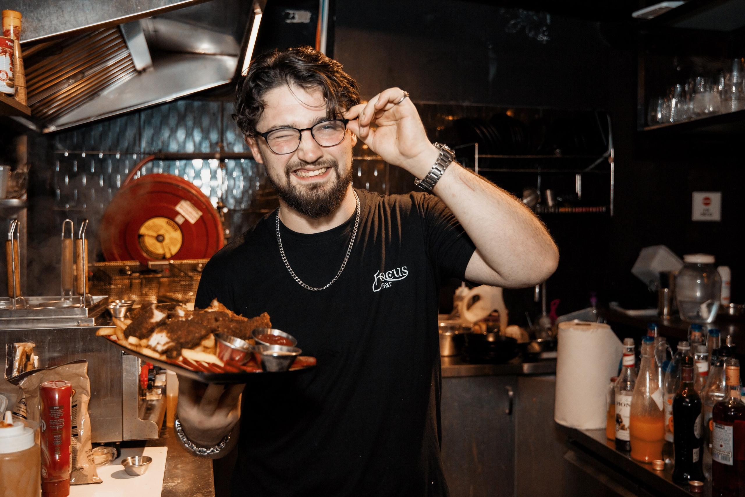 Контентная съемка для бара Focus. Портретный и репортажный фотограф в Израиле Рома Бирман