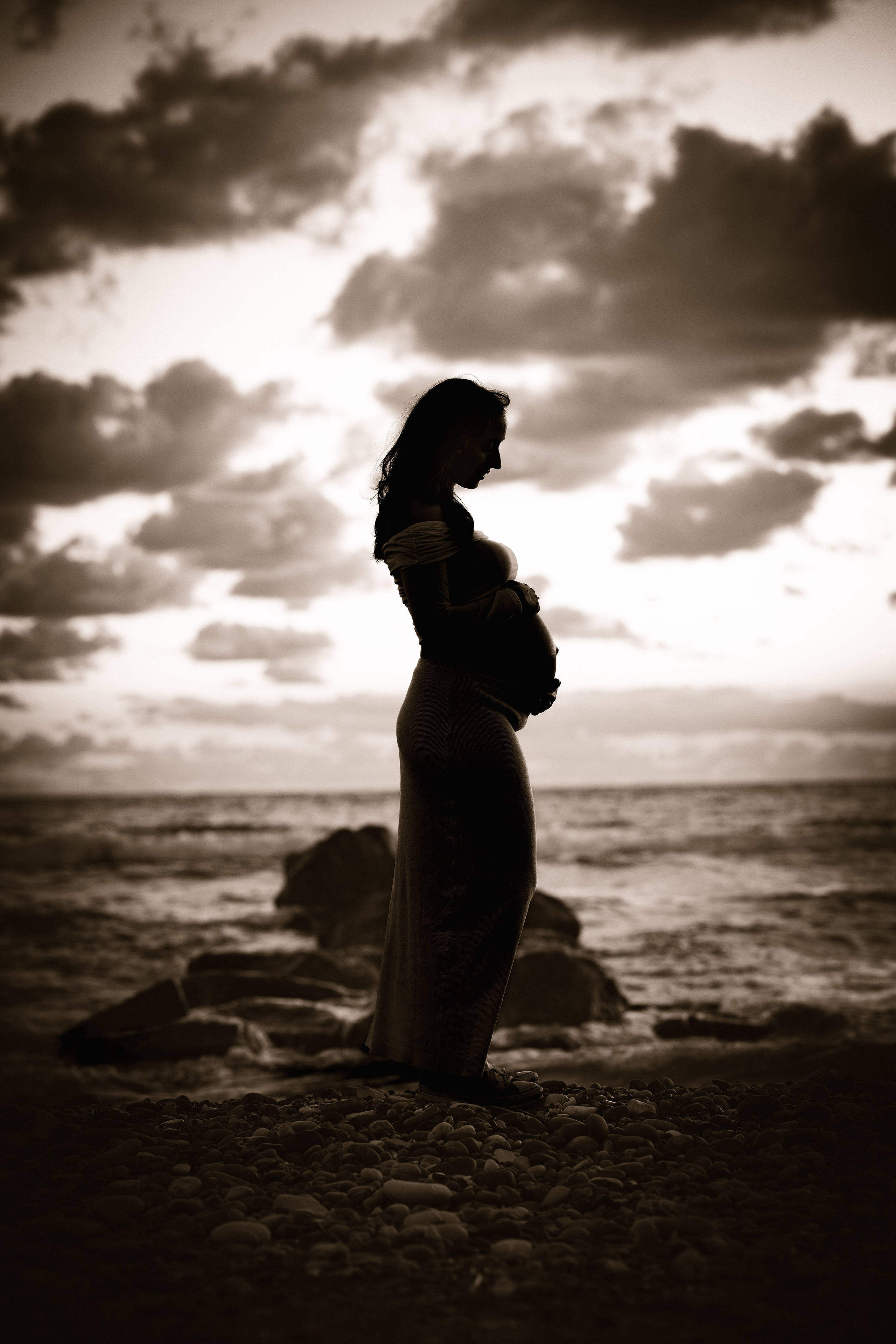 MATERNITY. Giannis Ioannou