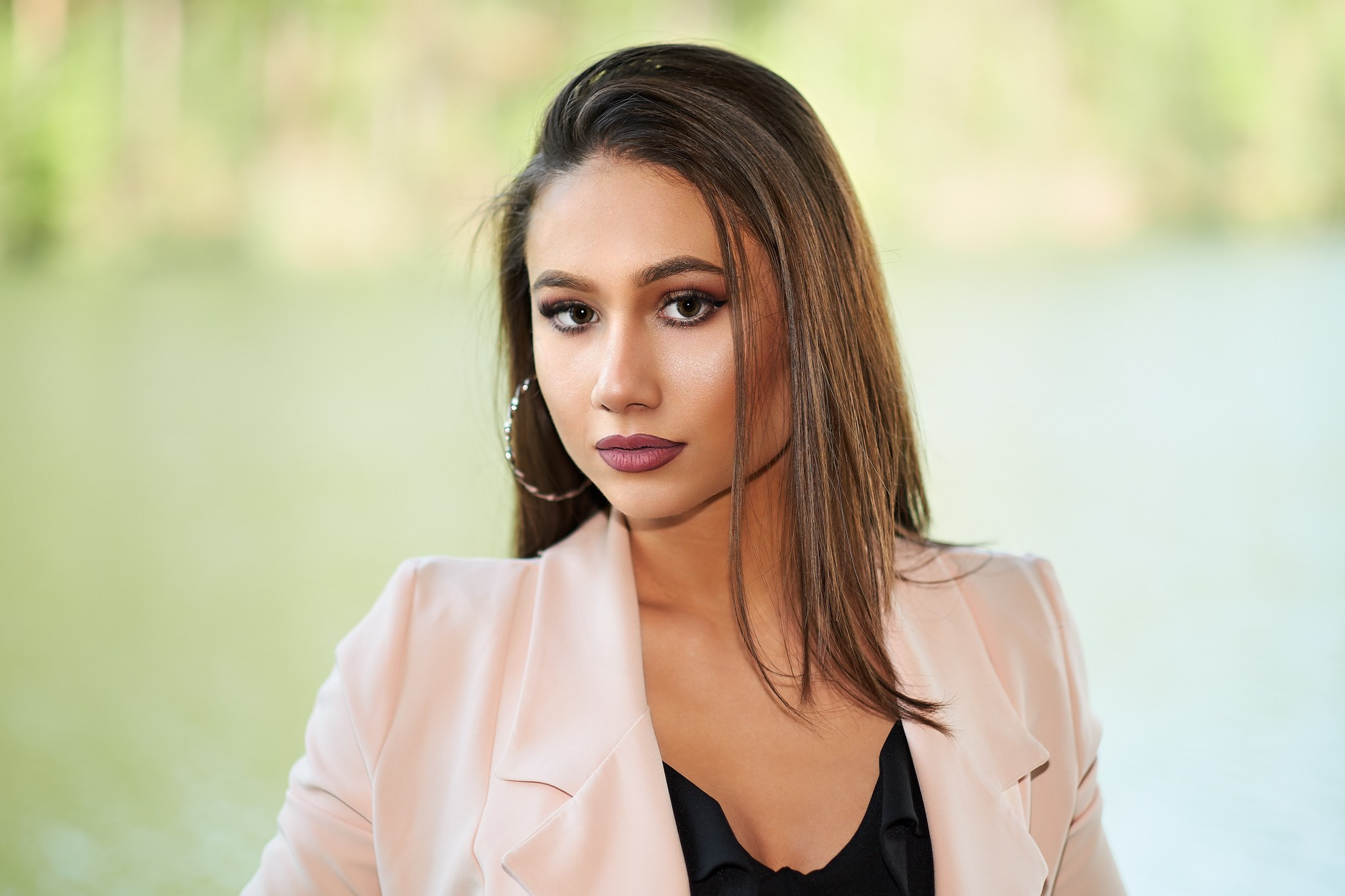 Portrete diverse — 2. Pagina principală