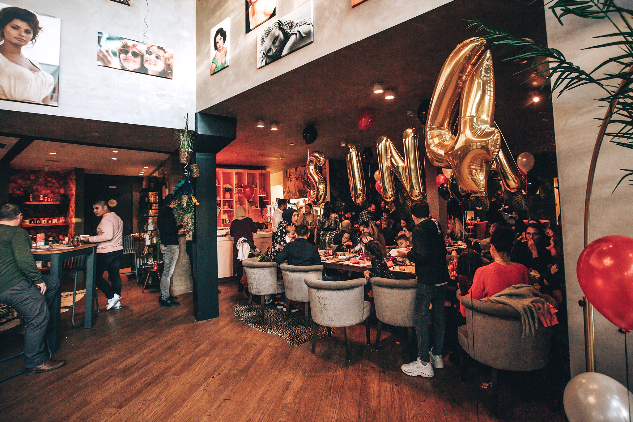 Birthday of Suna ;). Amina Gunenc - bruiloft- en familie fotograaf in Nederland