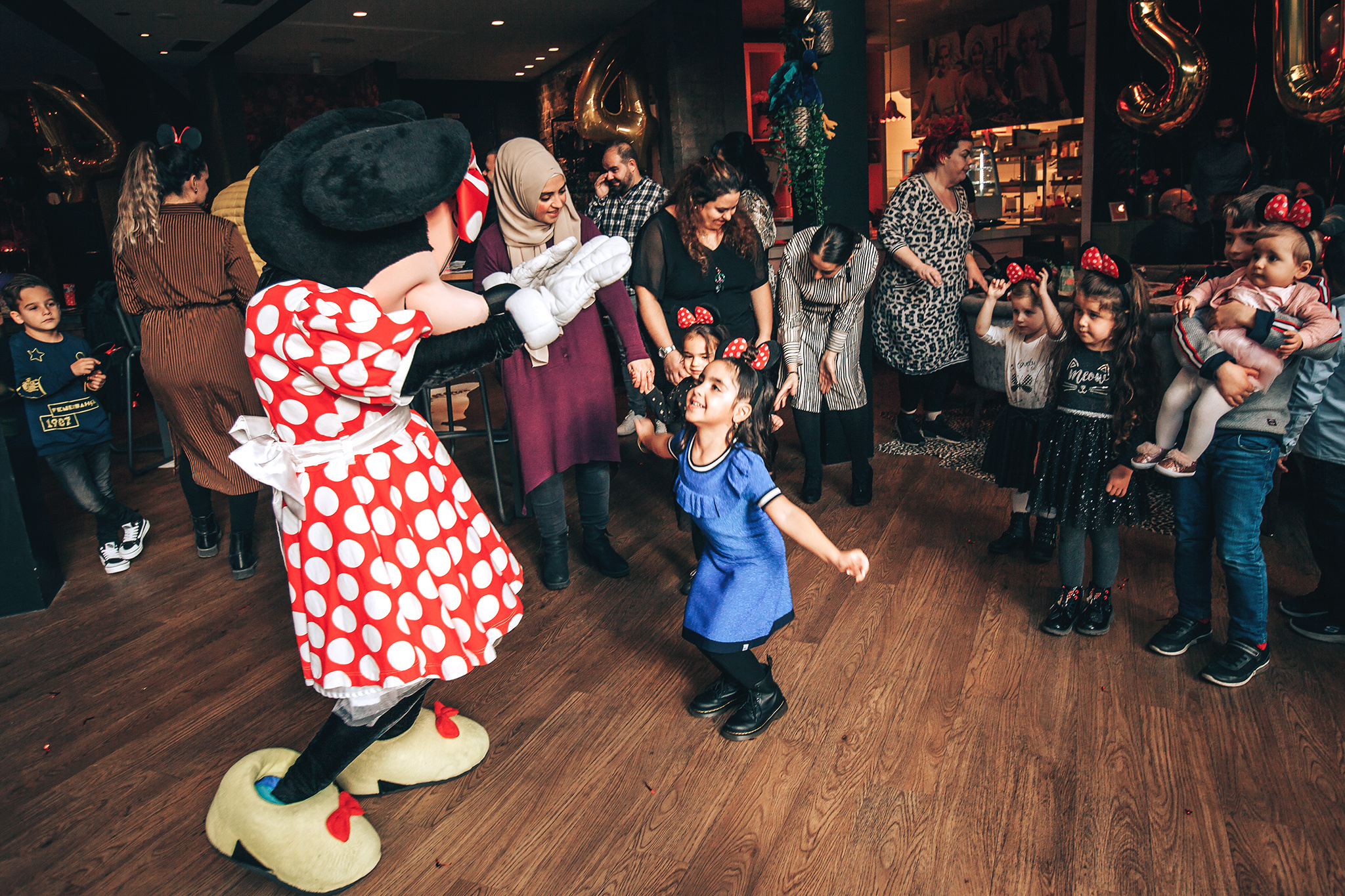 Birthday of Suna ;). Amina Gunenc - bruiloft- en familie fotograaf in Nederland