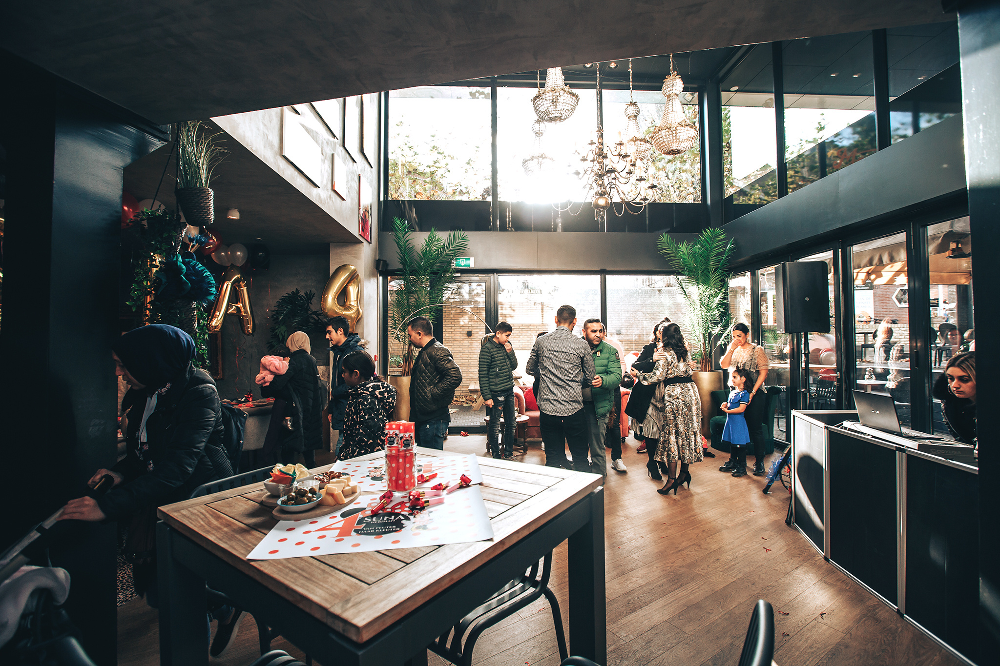 Birthday of Suna ;). Amina Gunenc - bruiloft- en familie fotograaf in Nederland