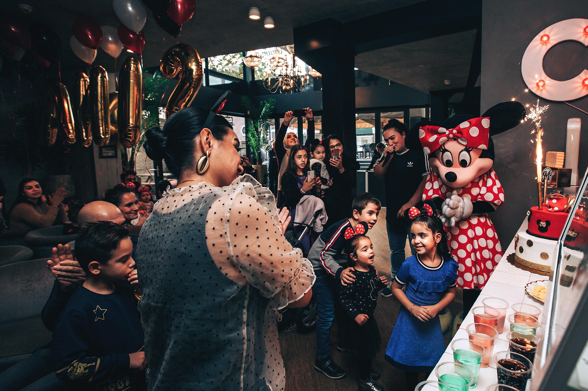 Birthday of Suna ;). Amina Gunenc - bruiloft- en familie fotograaf in Nederland