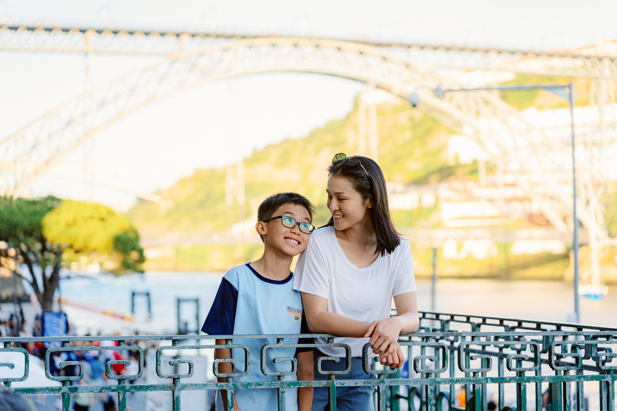 Мама и сын в Порту. Фотограф в Португалии Полина Готовая