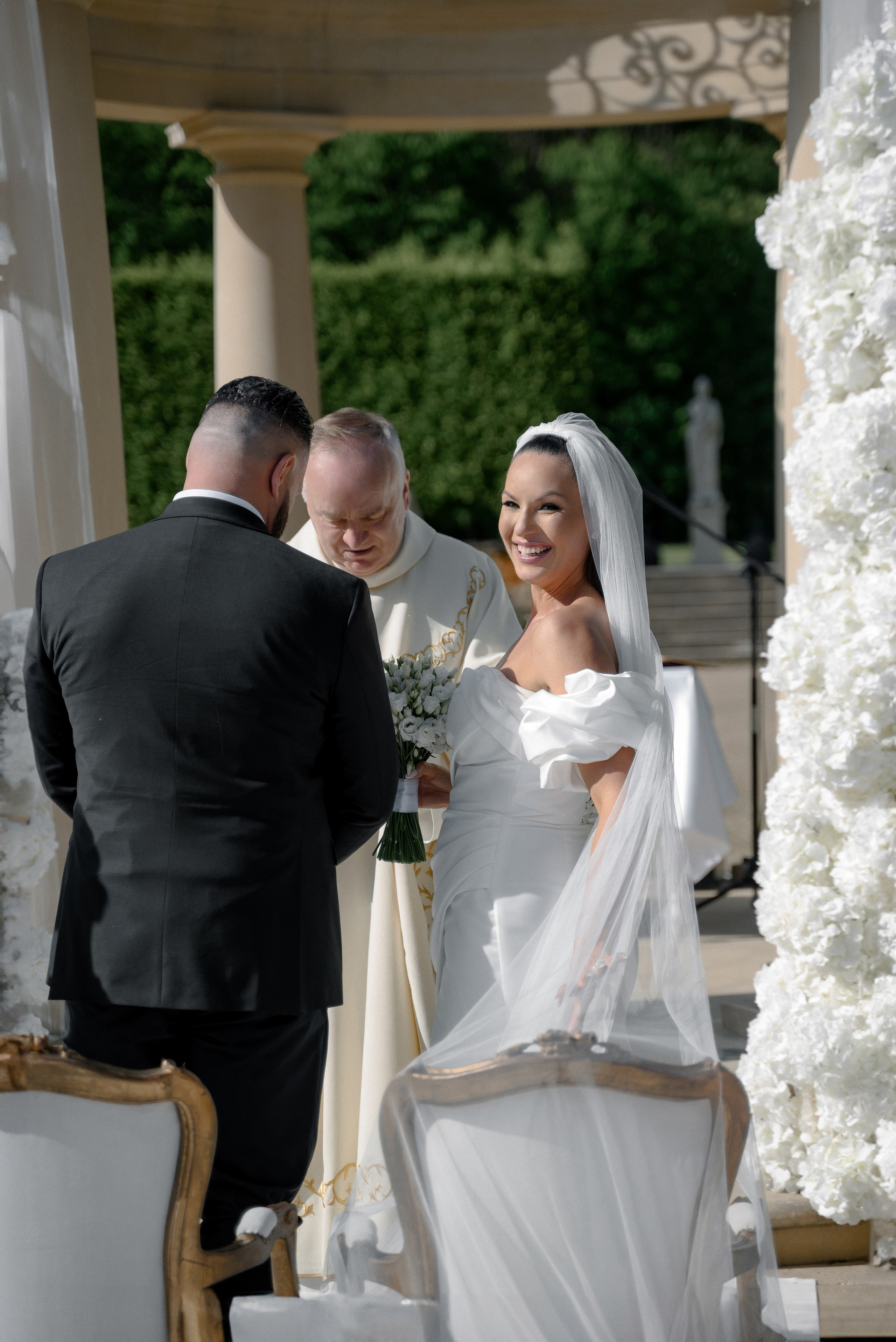 Paula i Marcin wesele w Pałacu Mała wieś 30.04.2024. Wedding photographer Warsaw and Europe
