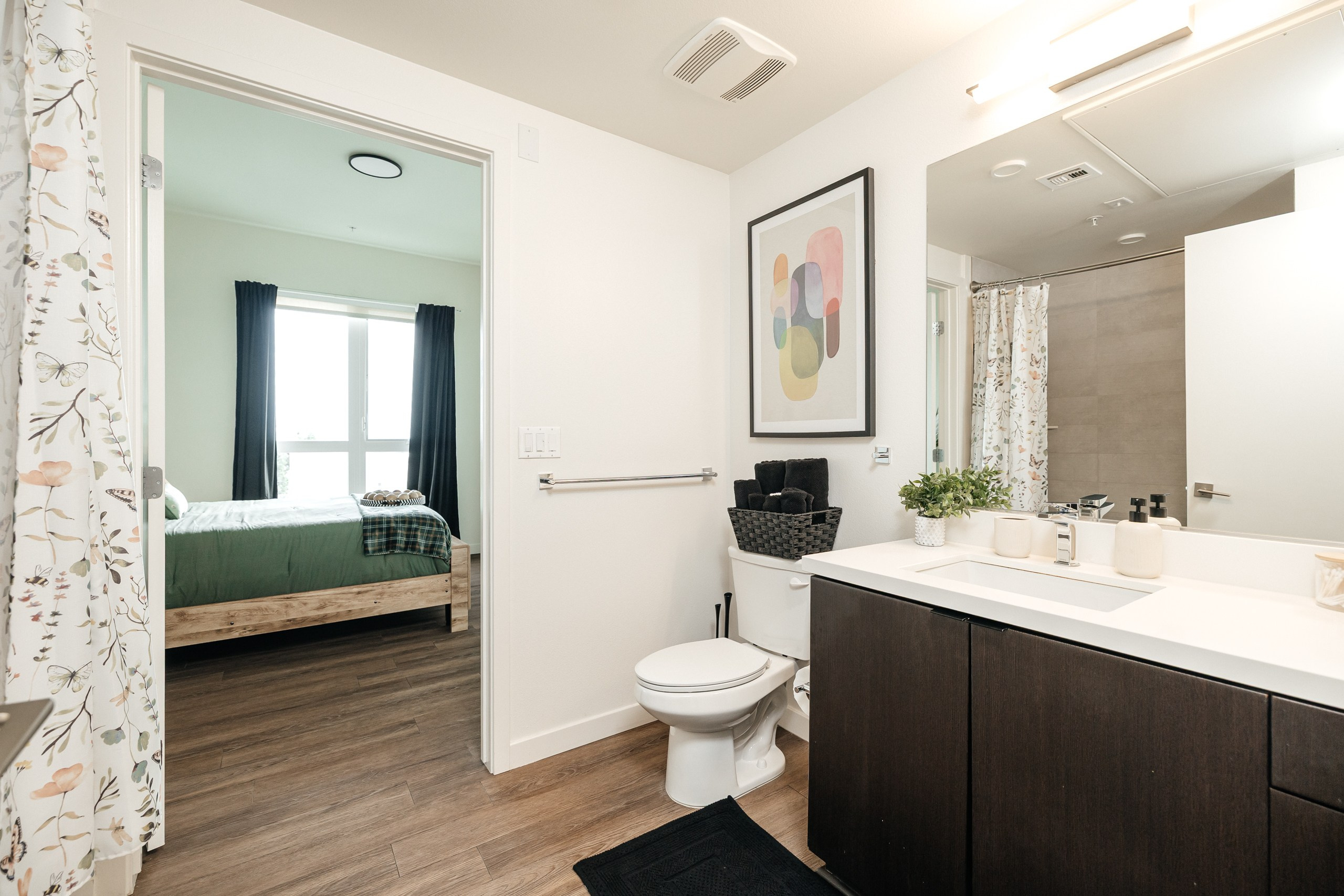 Longpre Apartments. Photographer Andrei White