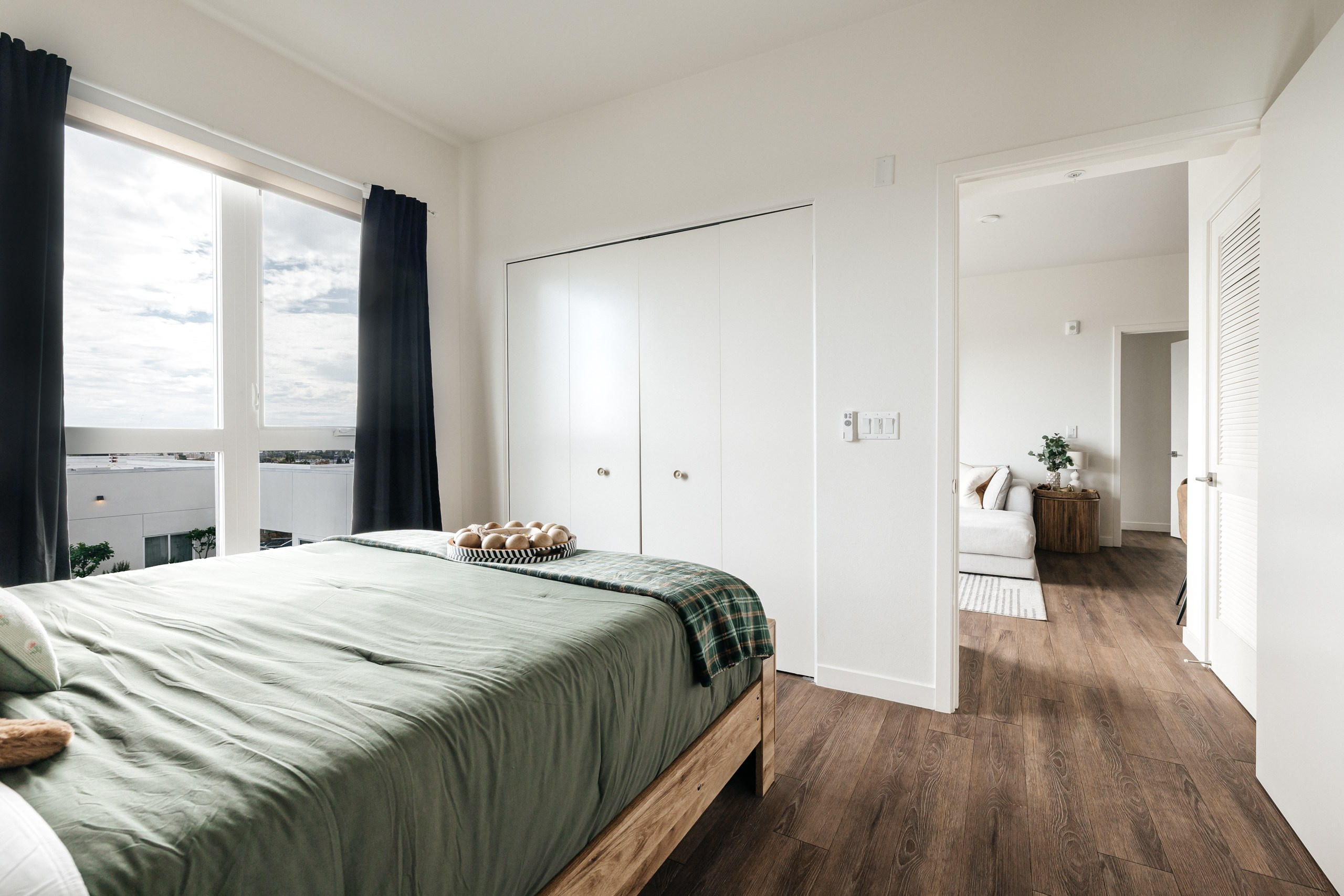 Longpre Apartments. Photographer Andrei White