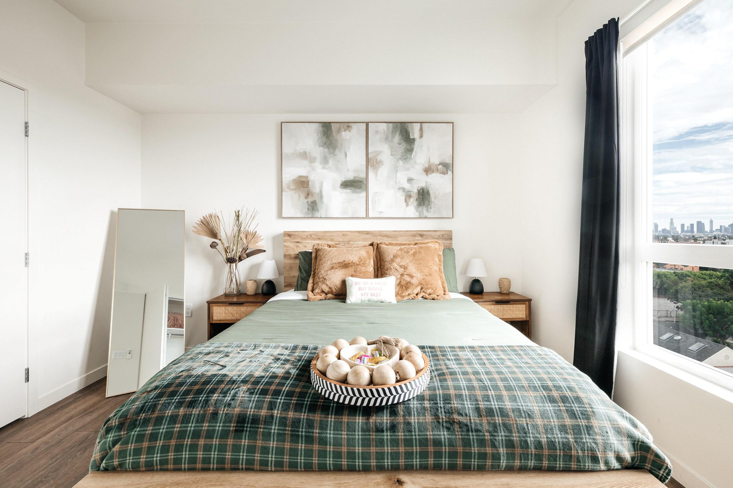 Longpre Apartments. Photographer Andrei White
