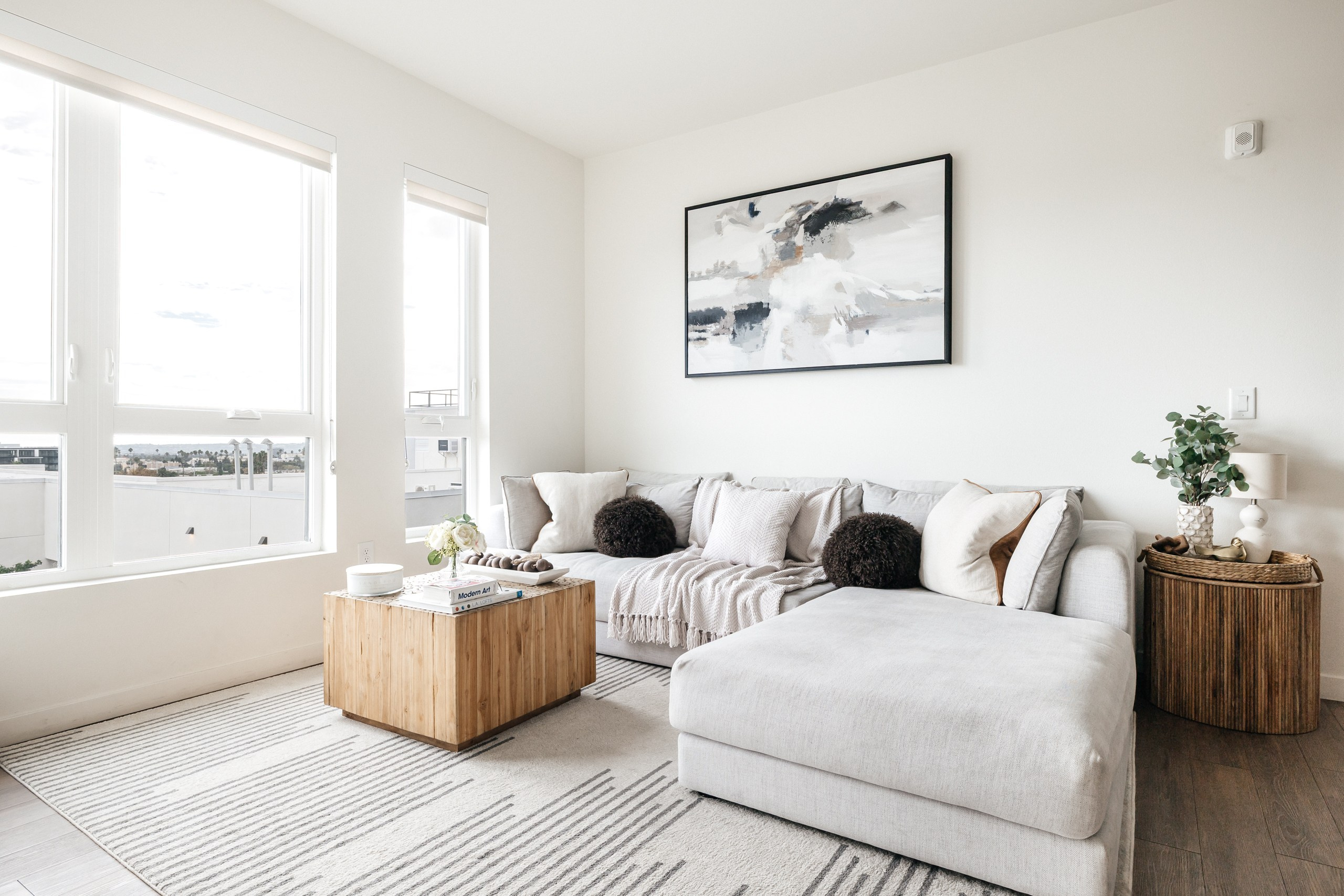 Longpre Apartments. Photographer Andrei White