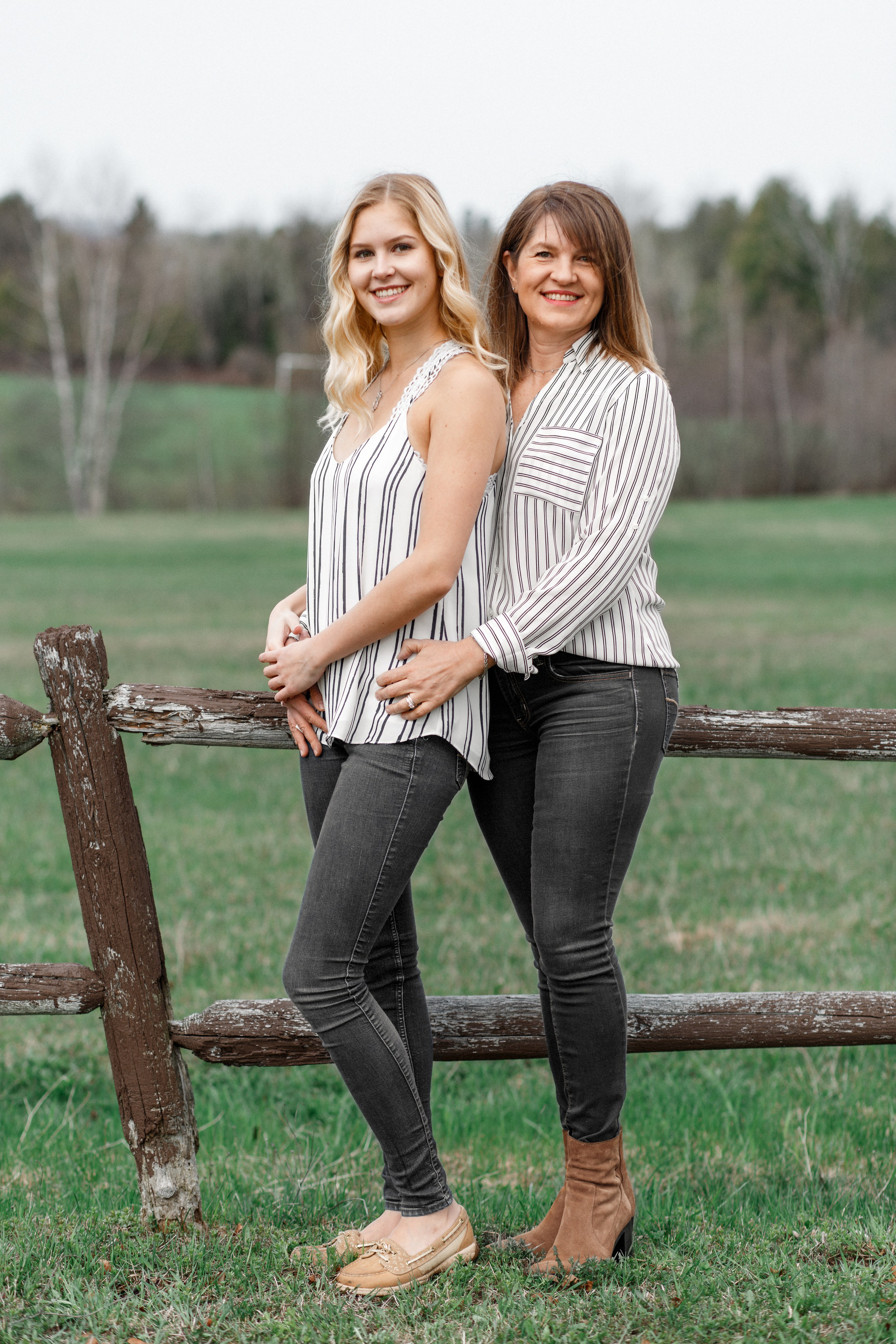 Natalie and Lisa. Eugenia Guryev Photography | Portrait & Family Photographer in Moncton, New Brunswick