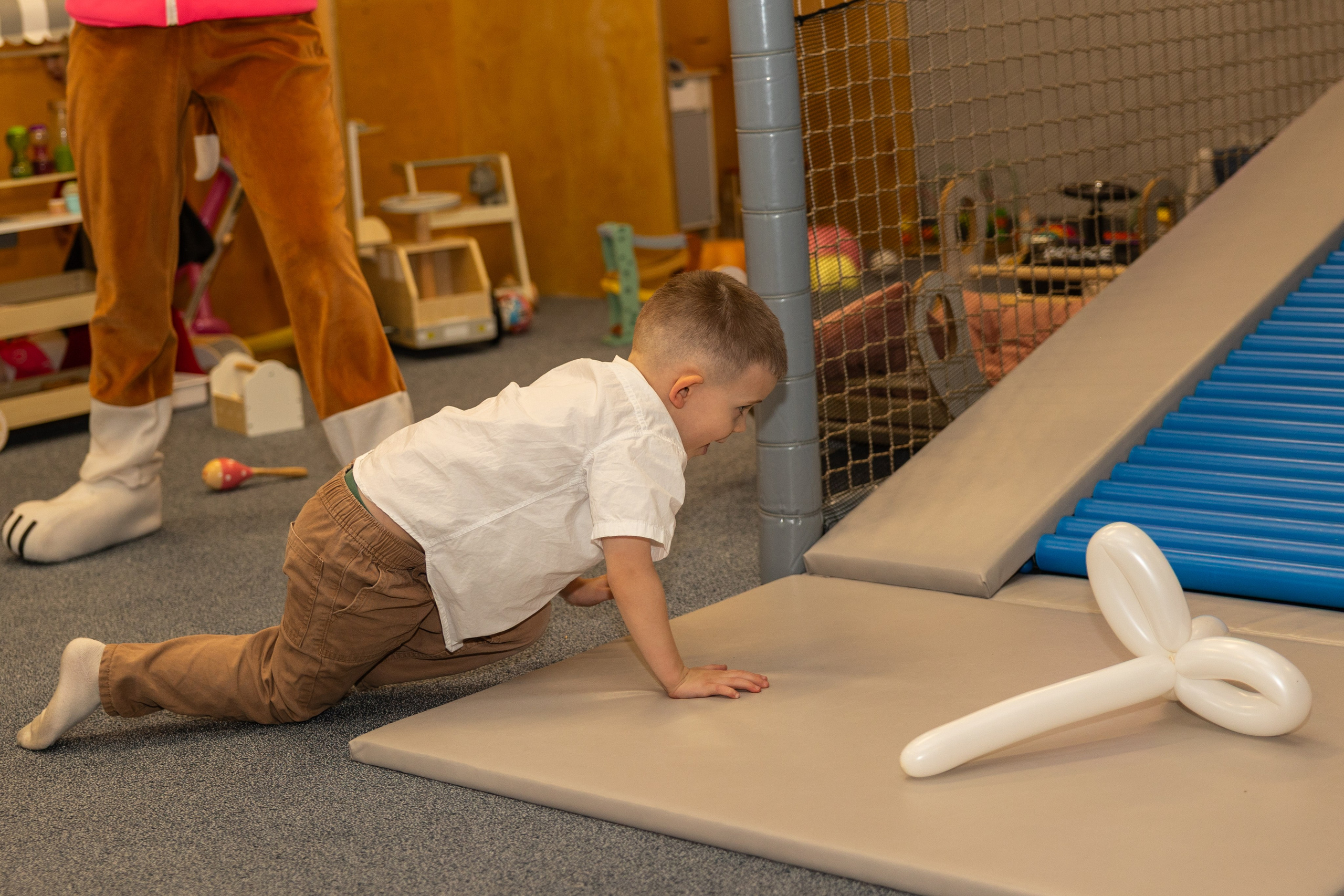 День рождения Артёма 24 января 2026 года. Семейный и детский фотограф в Варшаве Мила Бобровская