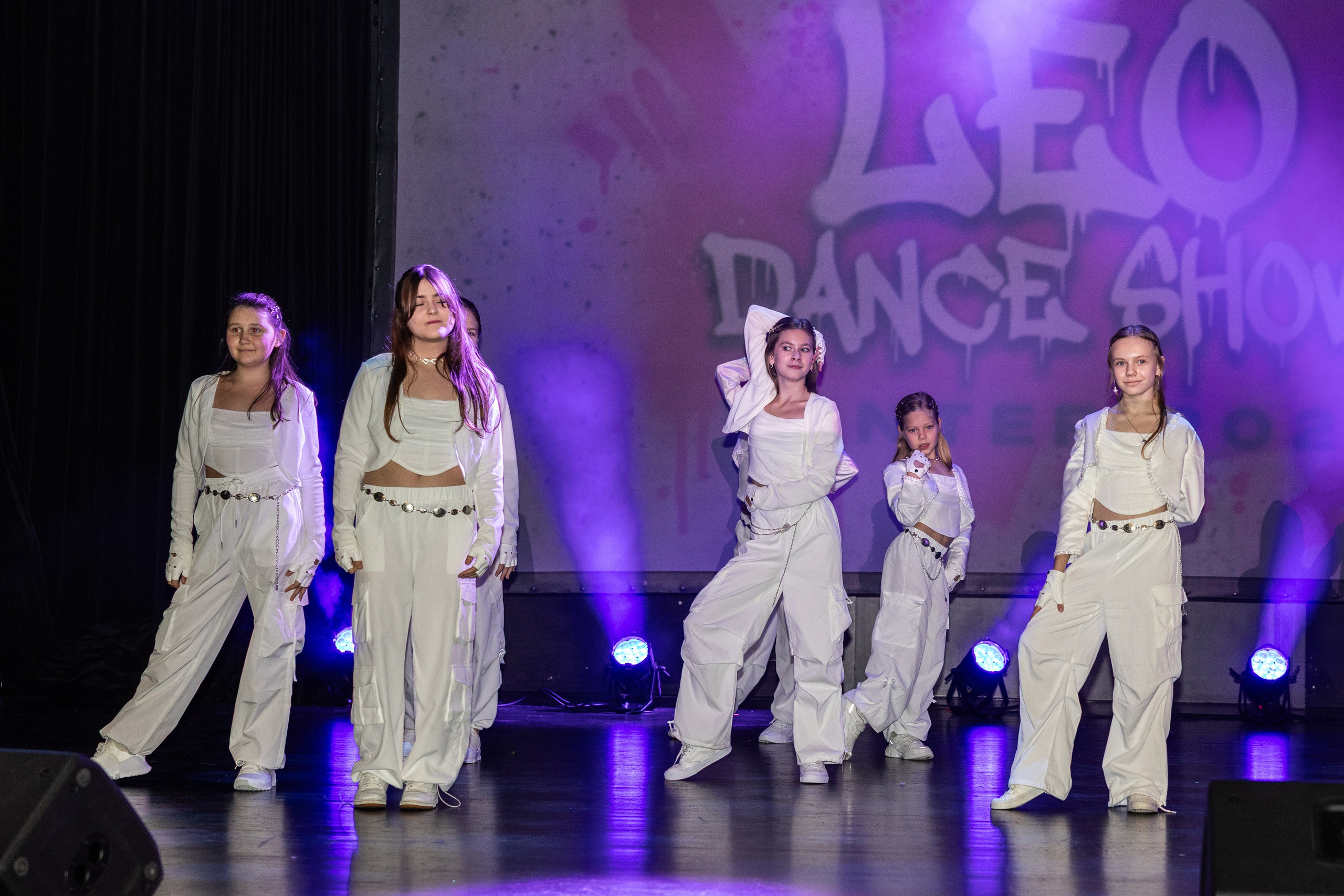 LEO DANCE SHOW WINTER 2025. Семейный и детский фотограф в Варшаве Мила Бобровская