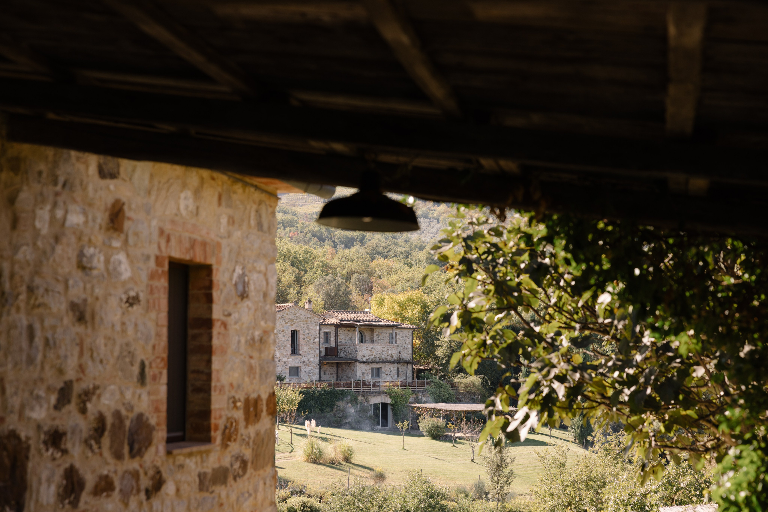 Mitcell&Melanie digital. Wedding photographer Italy