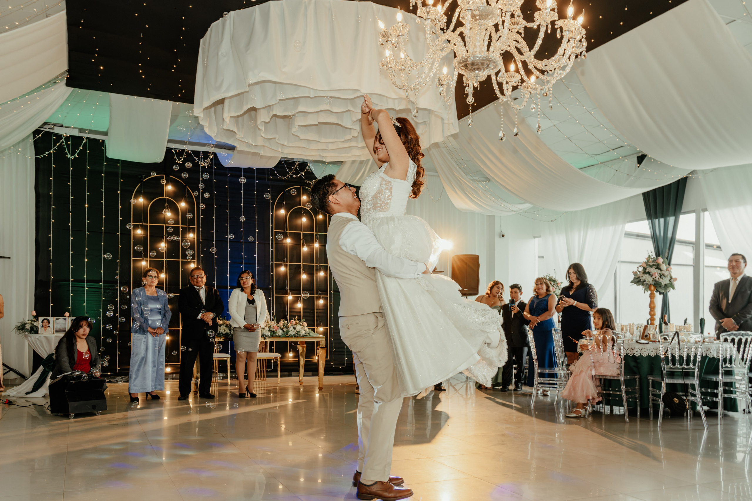 ANGIE + MANUEL BODA RELIGIOSA. Studio KVTA | Fotografía y Video de Bodas en Arequipa