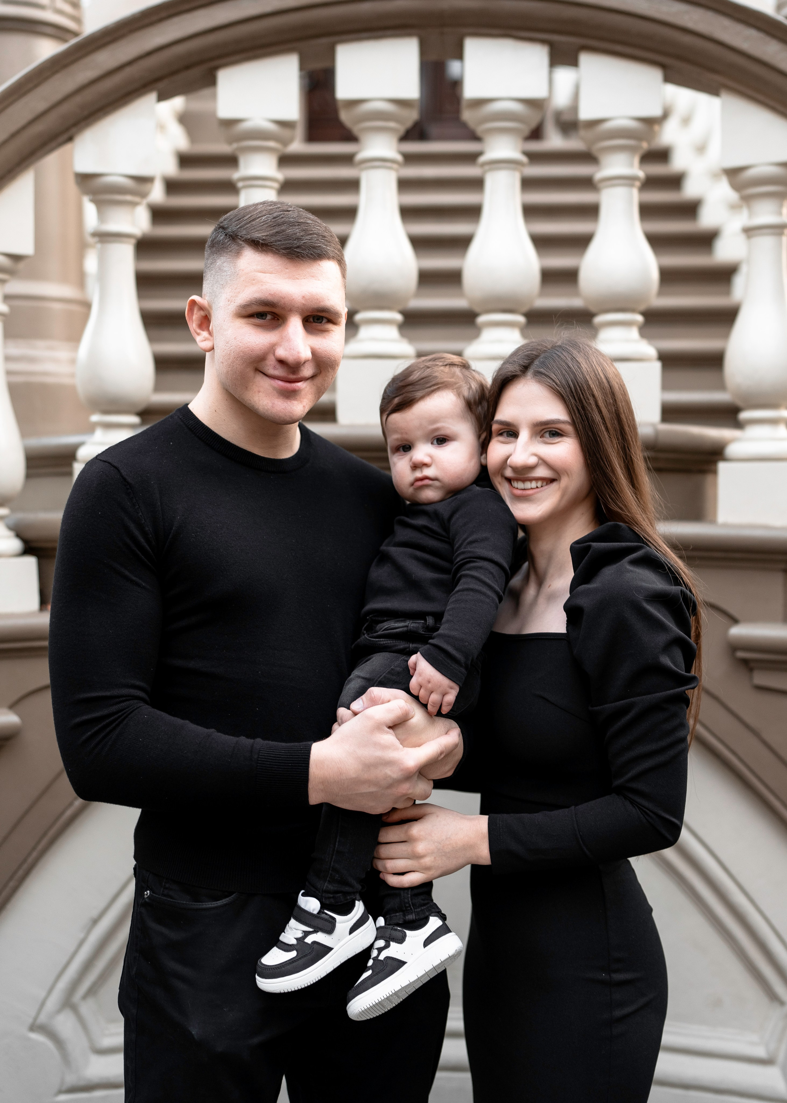 Artem, Nadia & Elisha. Family photographer in Sacramento | Sofia Pavenko