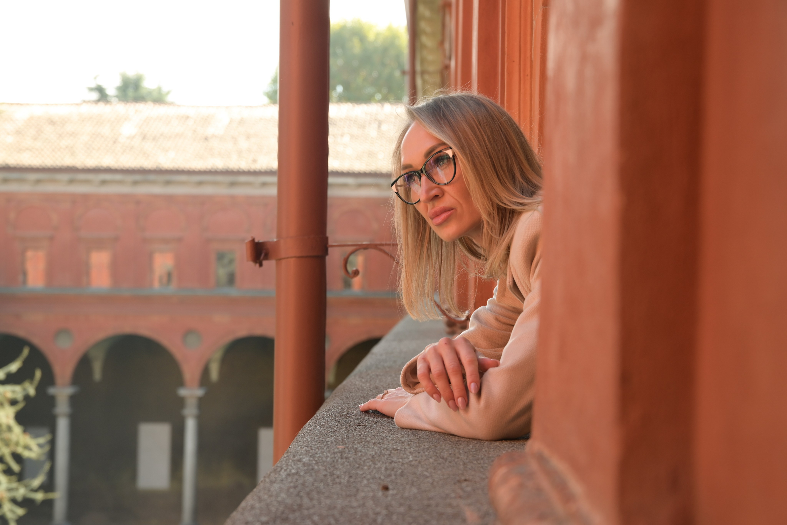 POLINA RITRATTO BUSINESS PSICOLOGO SPECIALIZZATO IN RELAZIONI