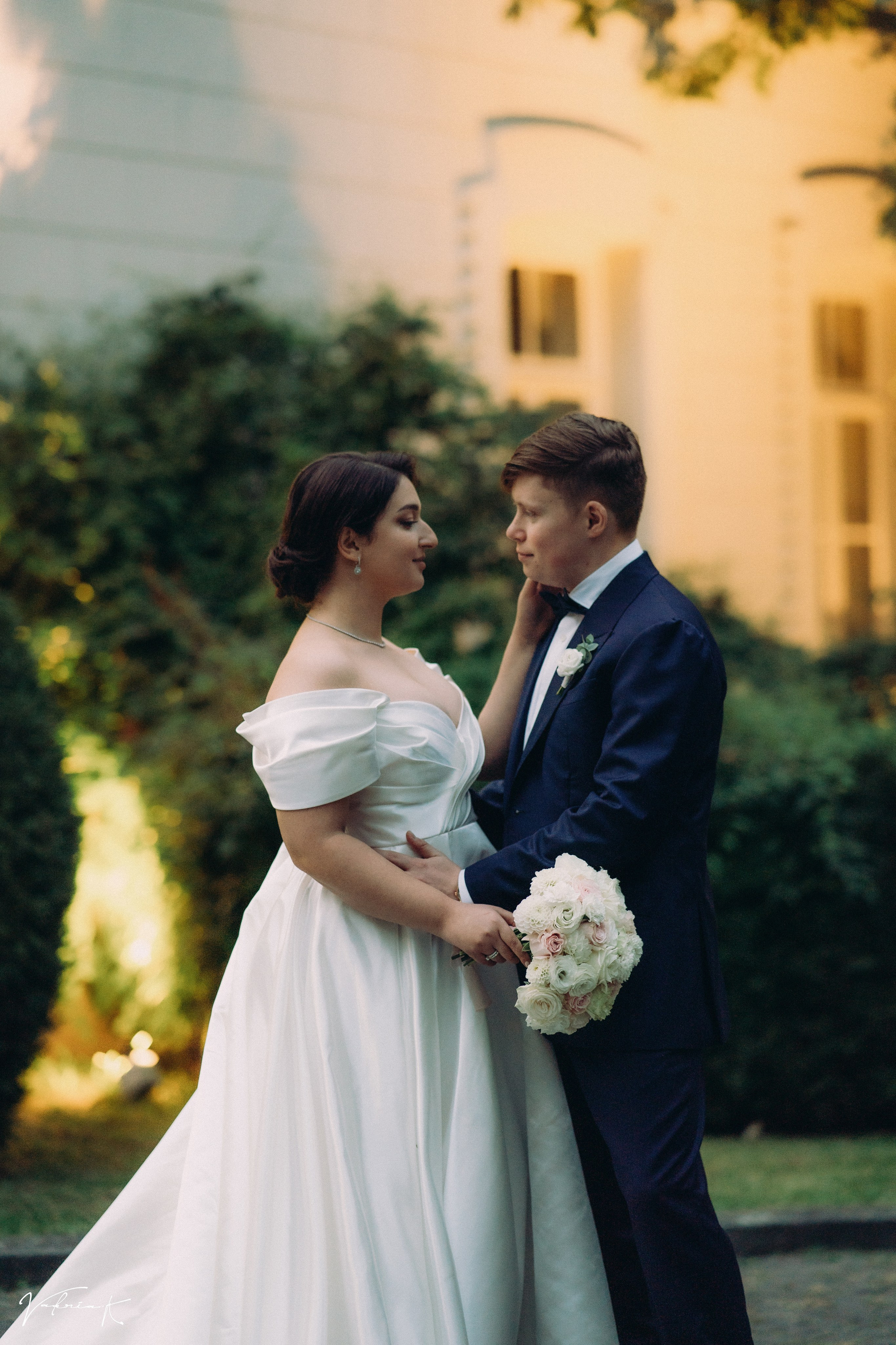 Mari. Lifestyle and wedding photographer in Dubai Valeria Kikvidze