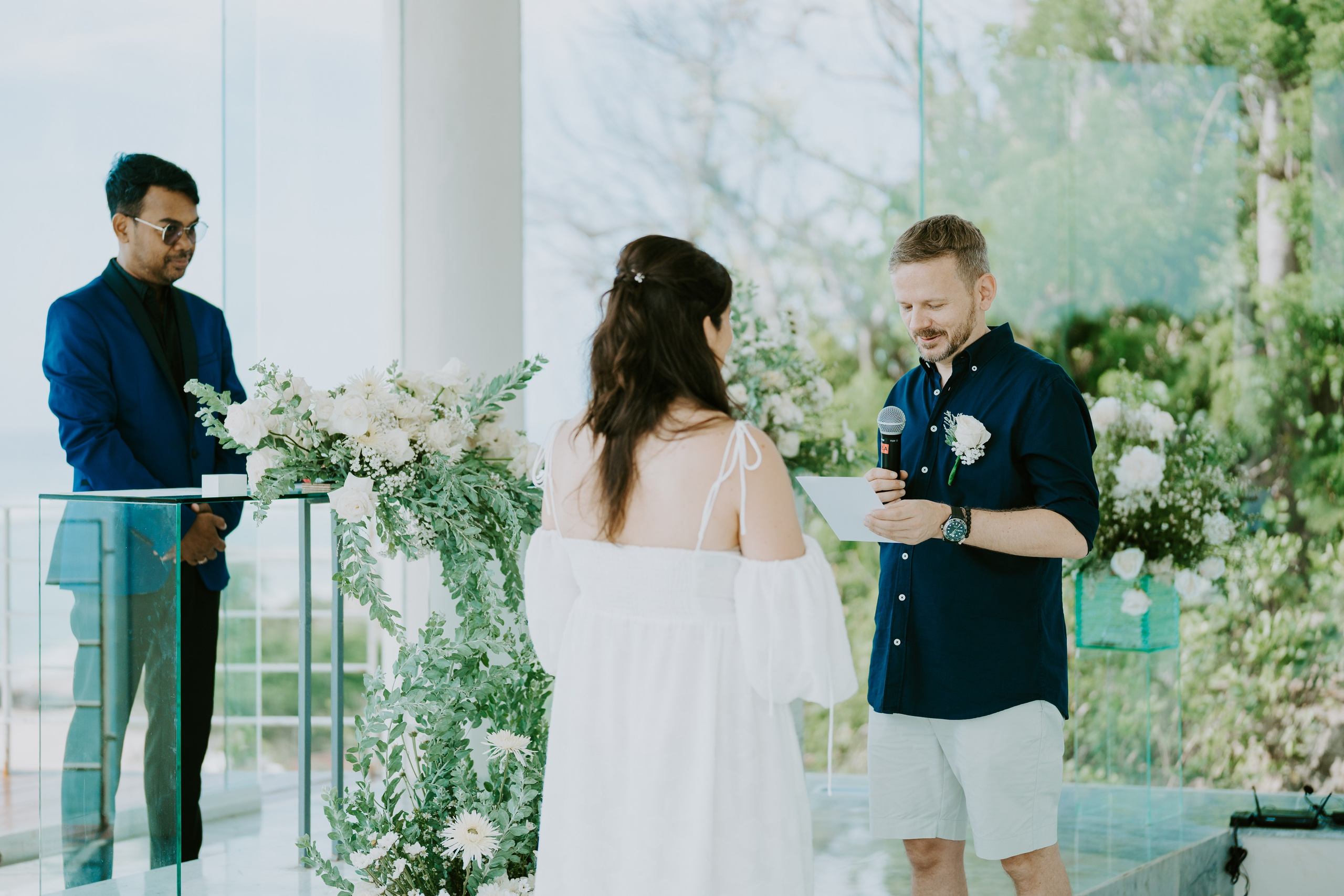 BOGLARKA & STEFFAN. Female Photographer in Bali