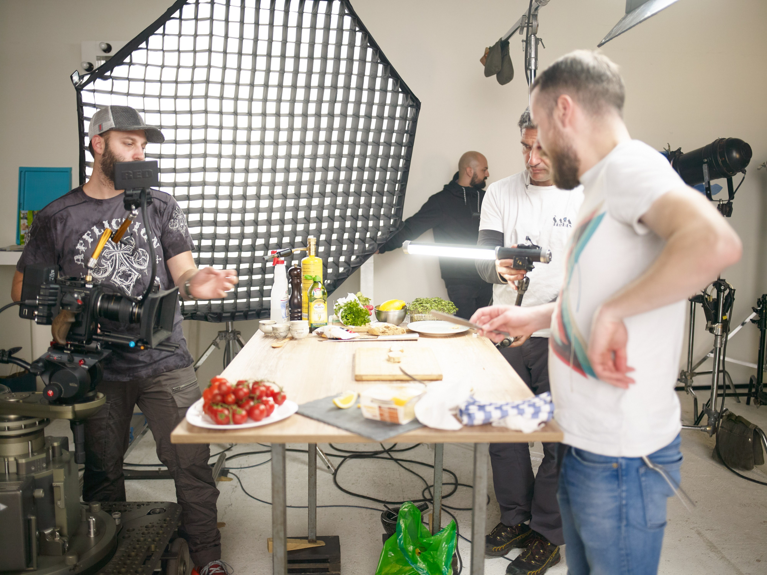 Studio Photogenic. Commercial and studio photographer in Belgrade