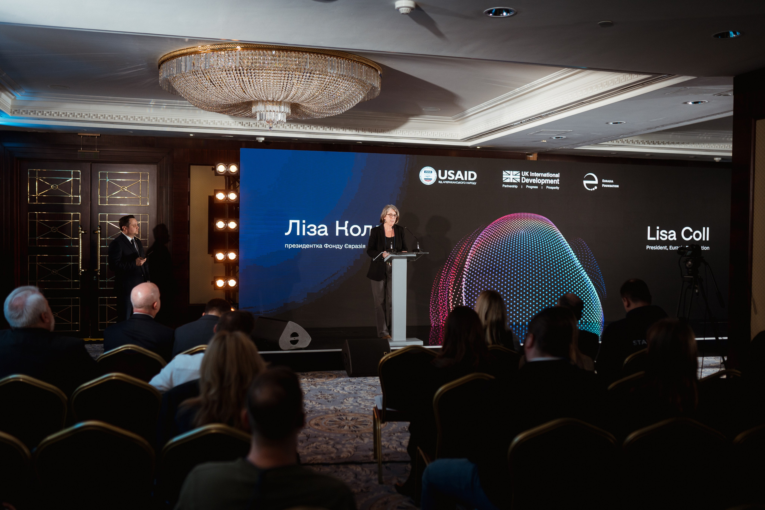 DTA presentation. Kostiantyn Holinchenko. Reportage and portrait photographer