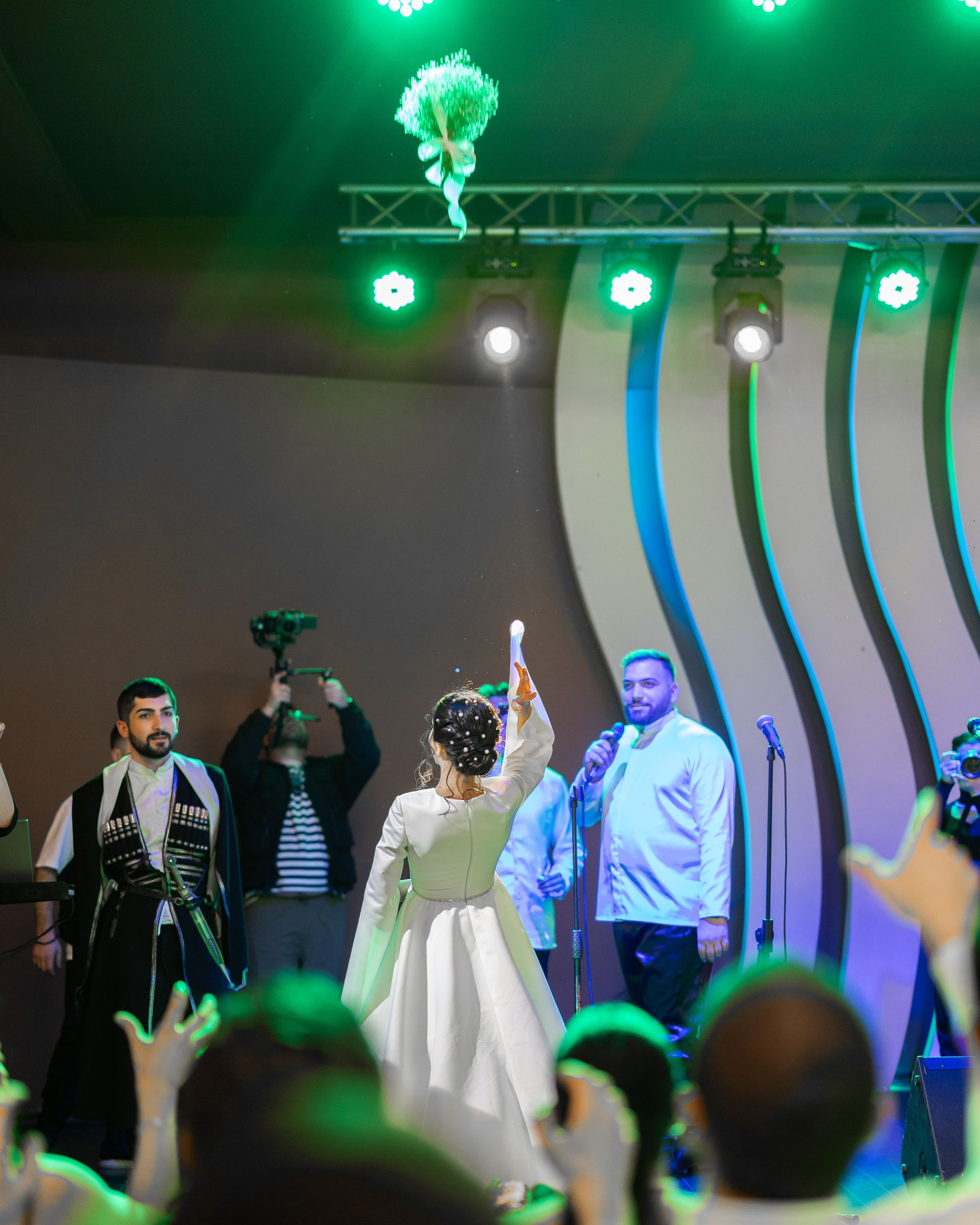 Demetre & Ani. Bspander