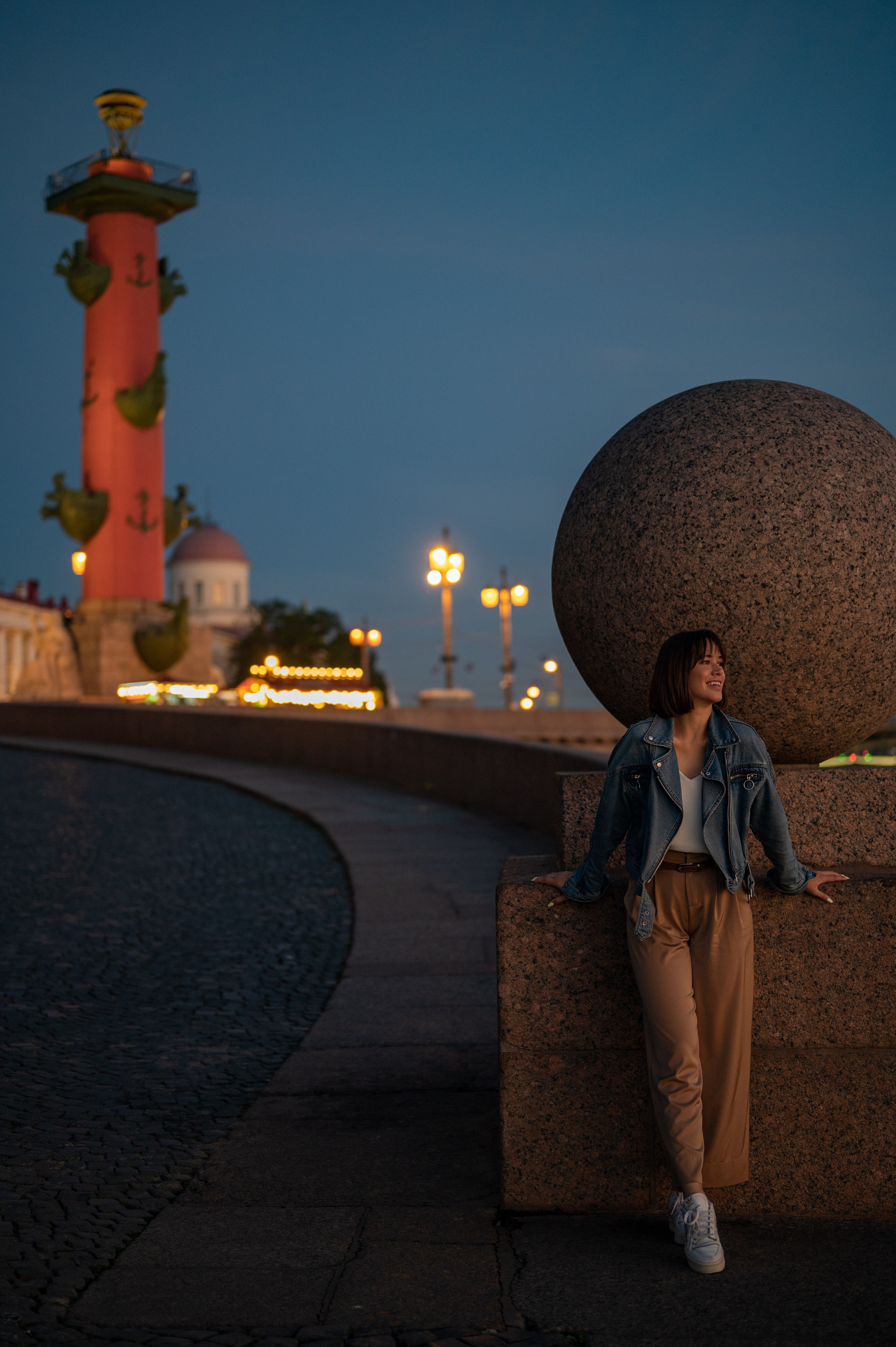 Liza — St. Petersburg and sunrise. Photographer Yulia Lushnikova, Based in Valencia