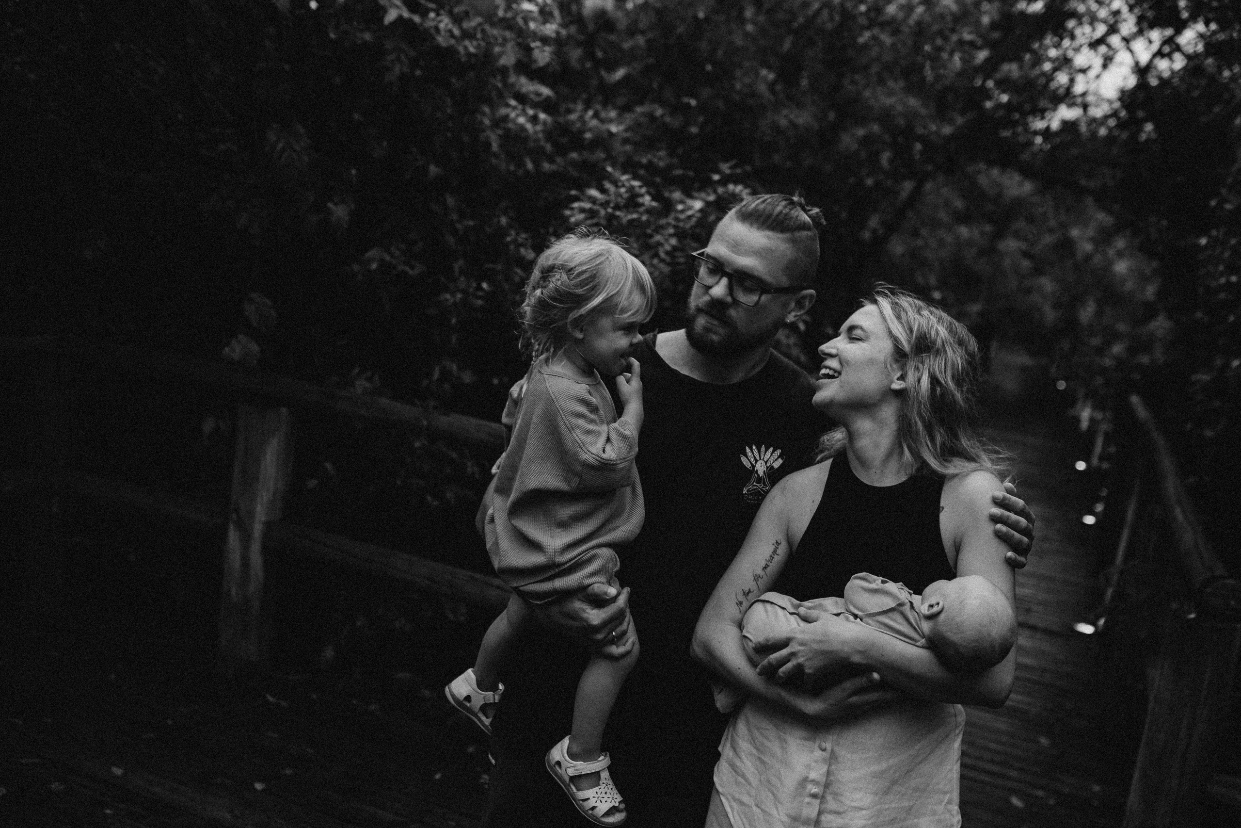 Gentle waves of family Love. Fotografa documental de familia e nascimento em Florianópolis SC Daria Ermolaev