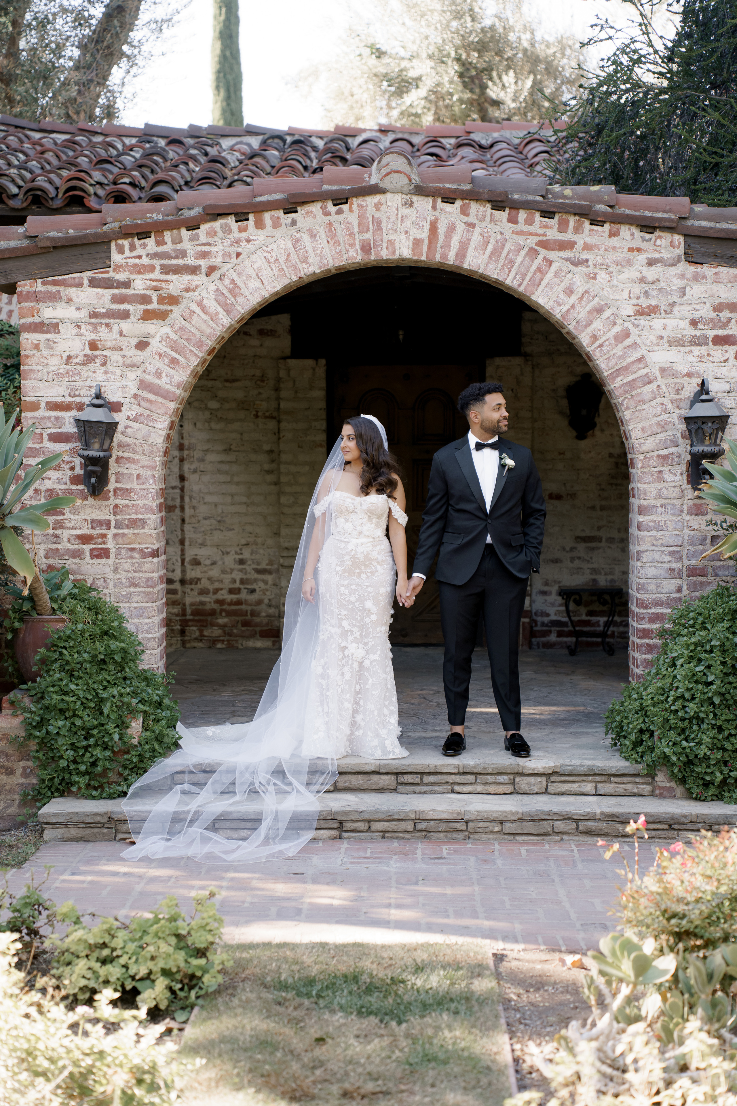 Luxury wedding photography & videography for stylish couple 📸 VovaChi. Wedding photographer and videographer New York | New Jersey