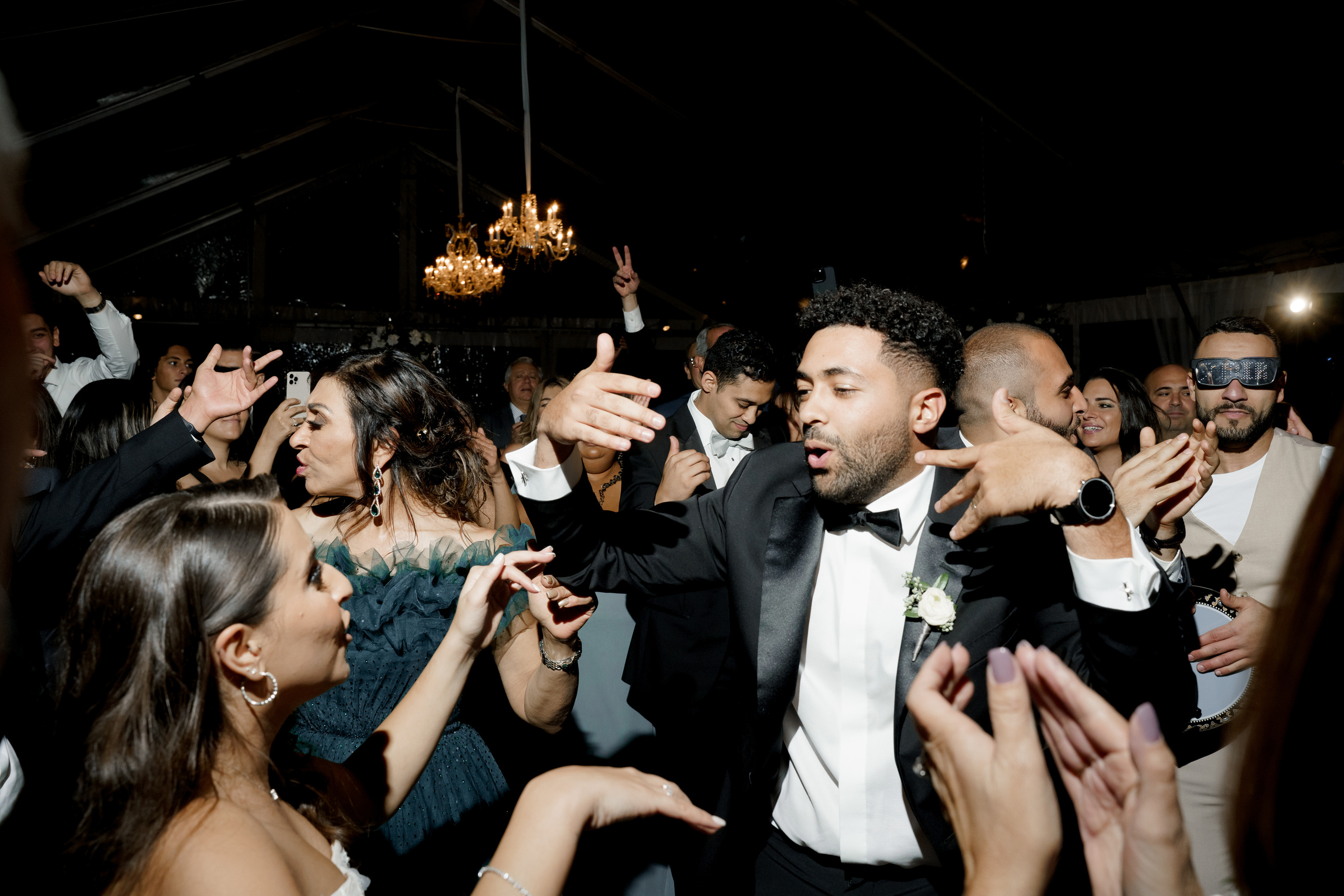 Luxury wedding photography & videography for stylish couple 📸 VovaChi. Wedding photographer and videographer New York | New Jersey