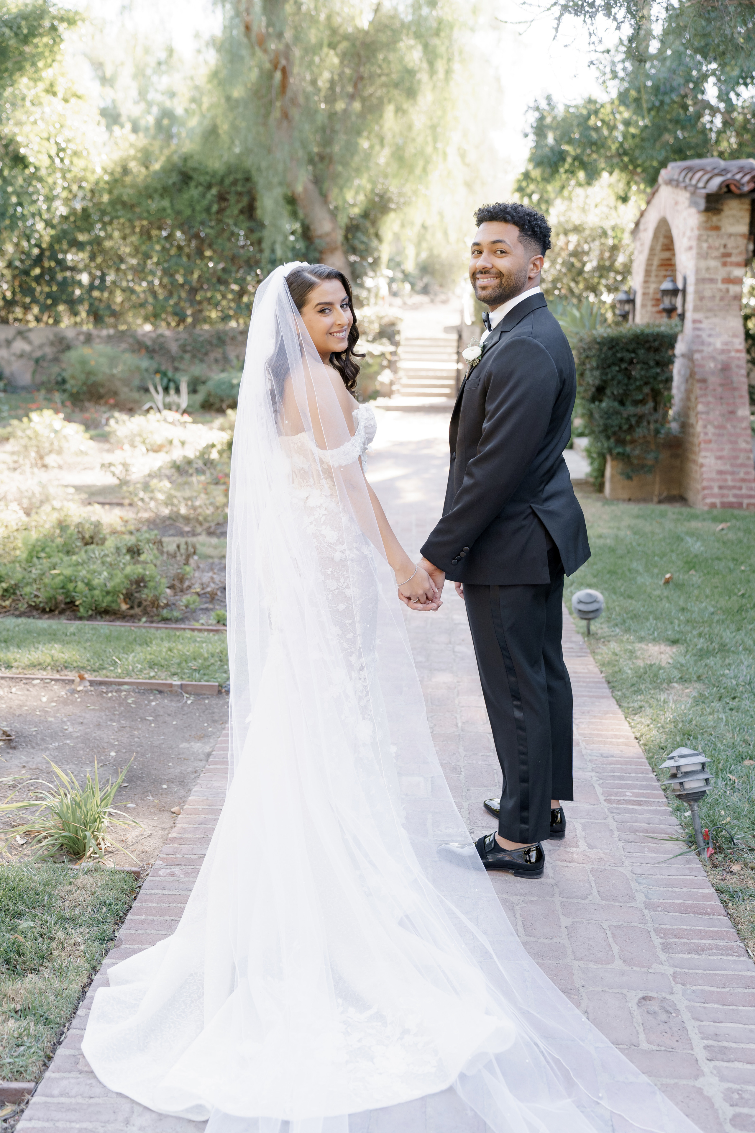 Luxury wedding photography & videography for stylish couple 📸 VovaChi. Wedding photographer and videographer New York | New Jersey