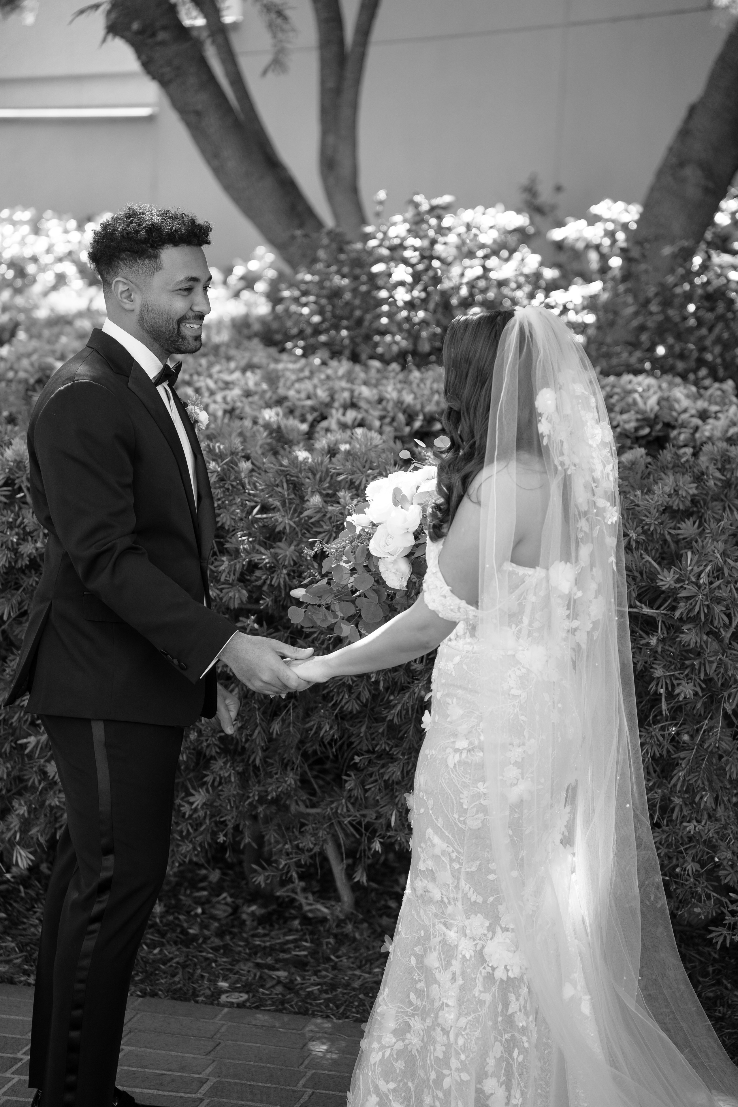 Luxury wedding photography & videography for stylish couple 📸 VovaChi. Wedding photographer and videographer New York | New Jersey