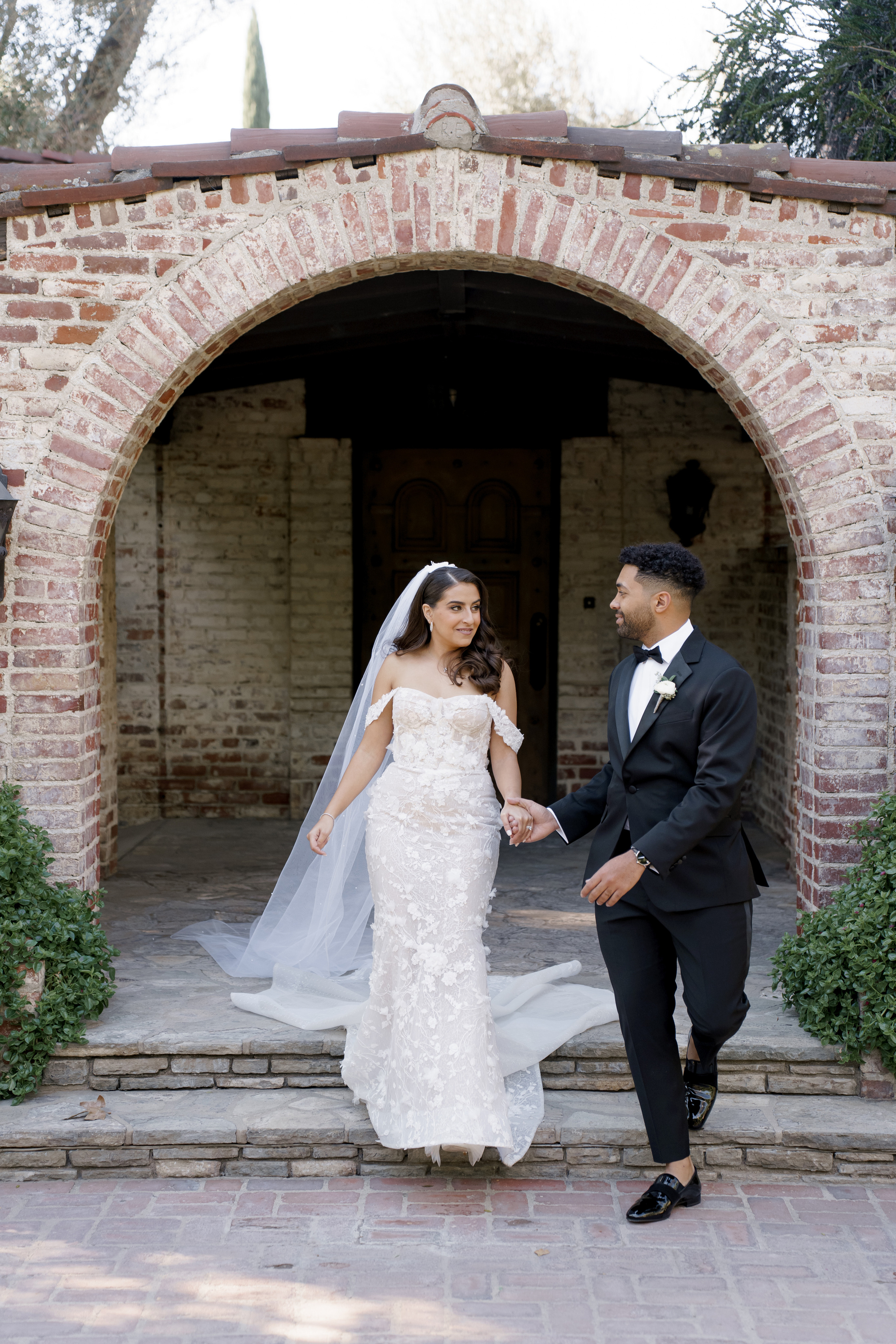 Luxury wedding photography & videography for stylish couple 📸 VovaChi. Wedding photographer and videographer New York | New Jersey