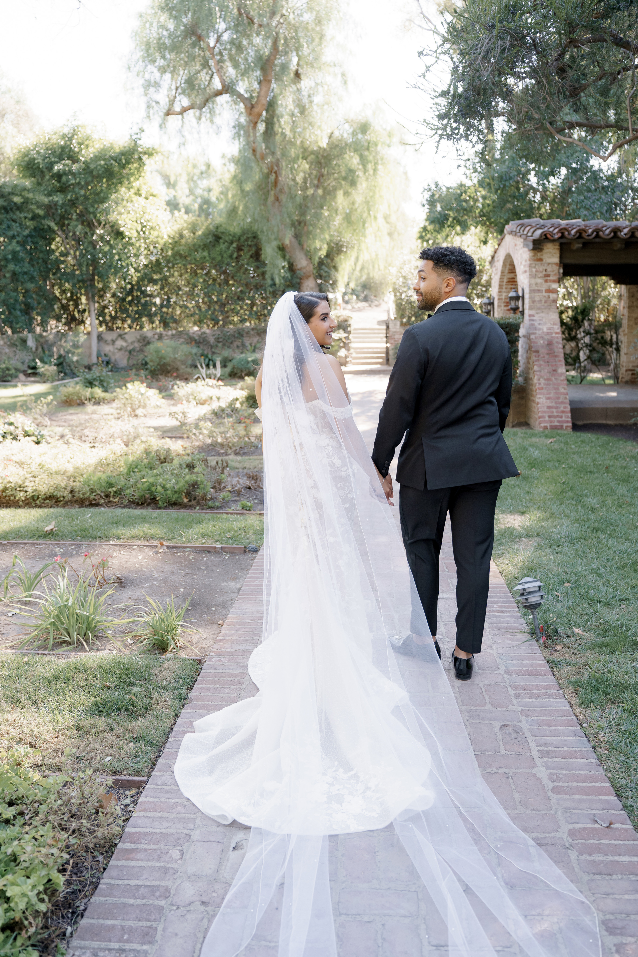 Luxury wedding photography & videography for stylish couple 📸 VovaChi. Wedding photographer and videographer New York | New Jersey