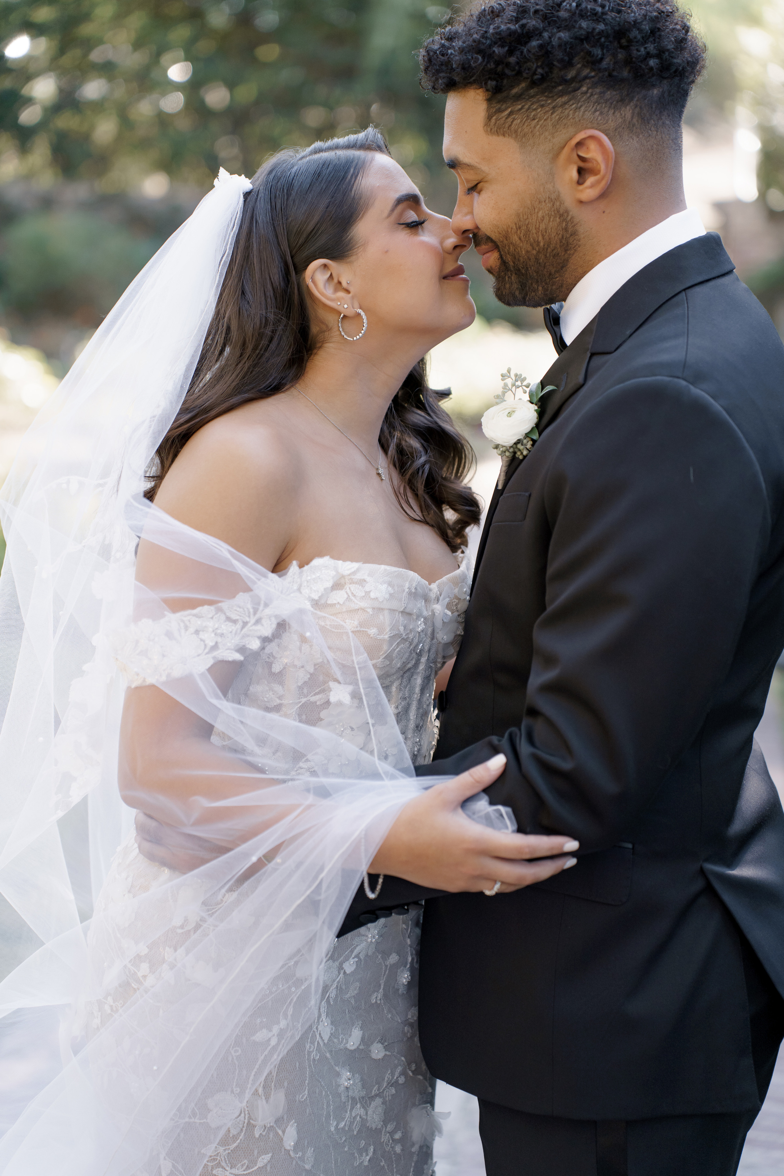 Luxury wedding photography & videography for stylish couple 📸 VovaChi. Wedding photographer and videographer New York | New Jersey